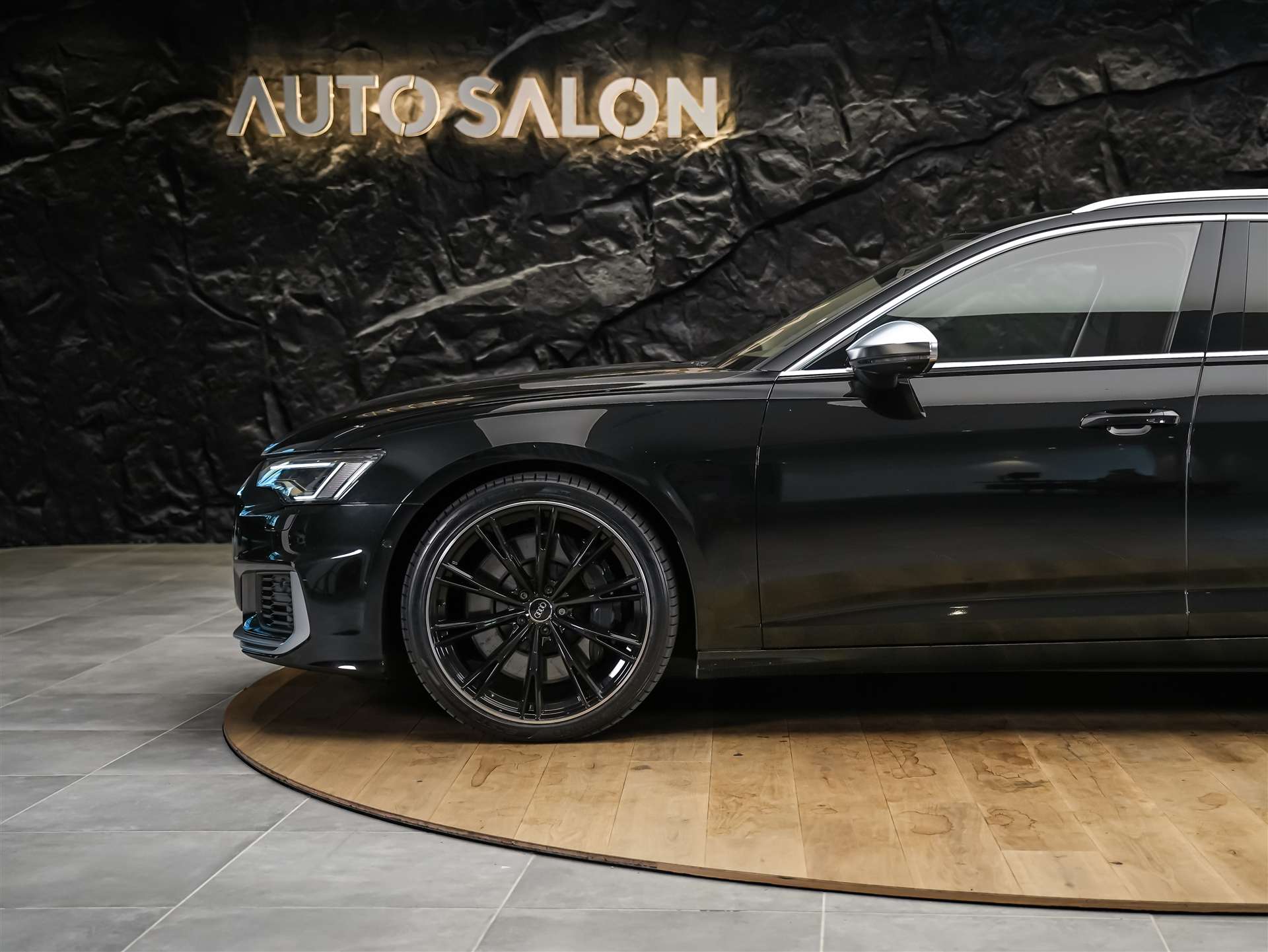 AUDI S6 Avant 3.0 TDI quattro tiptronic *Allradlenkung*Luftfahrwerk*21" Felgen*-image-16