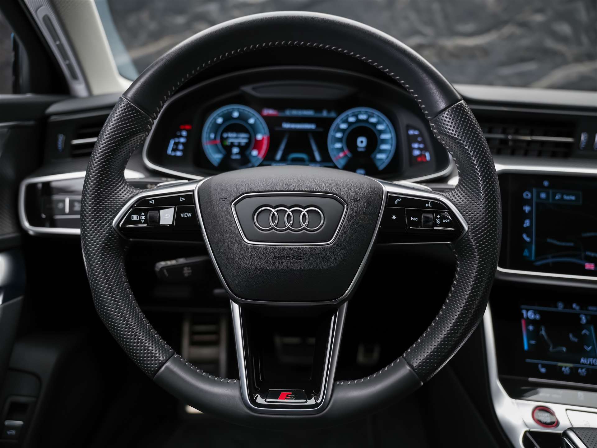 AUDI S6 Avant 3.0 TDI quattro tiptronic *Allradlenkung*Luftfahrwerk*21" Felgen*-image-30