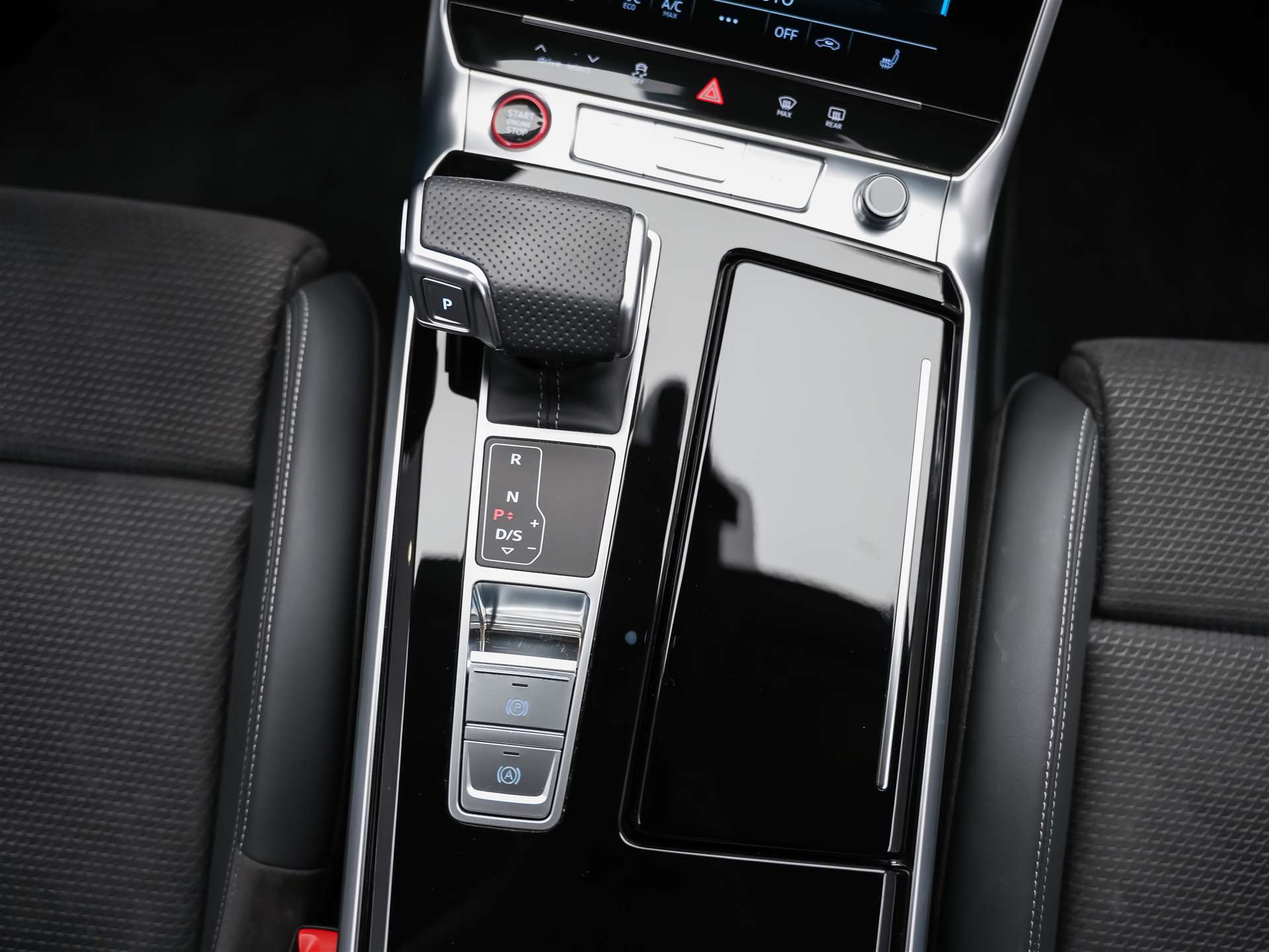 AUDI S6 Avant 3.0 TDI quattro tiptronic *Allradlenkung*Luftfahrwerk*21" Felgen*-image-22