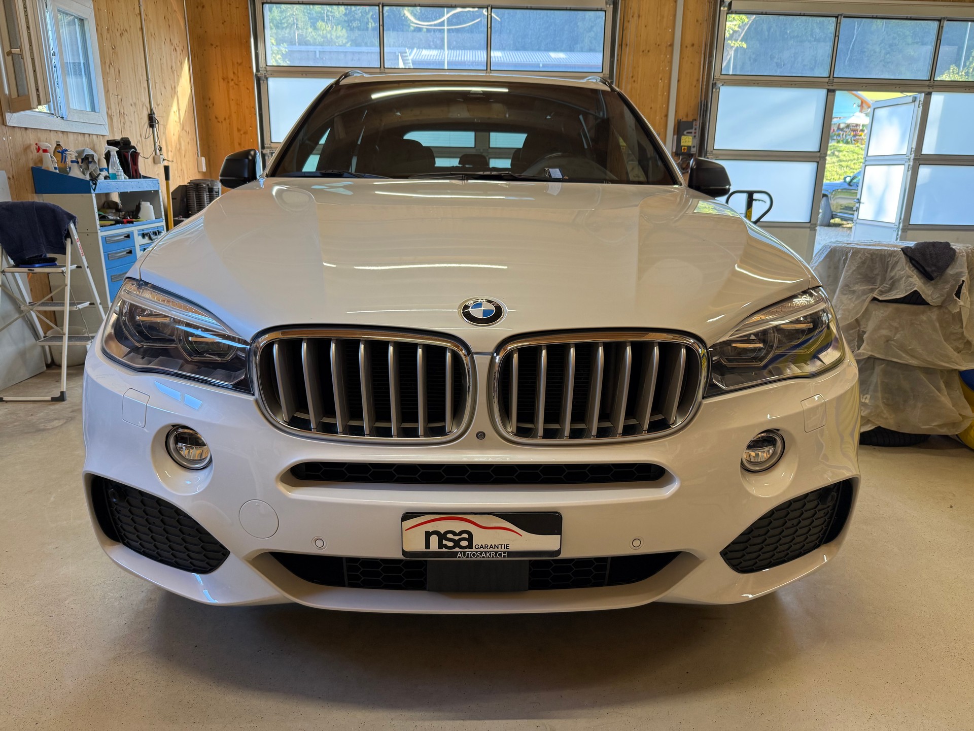 BMW X5 xDrive 40d Steptronic-showroom-element-1