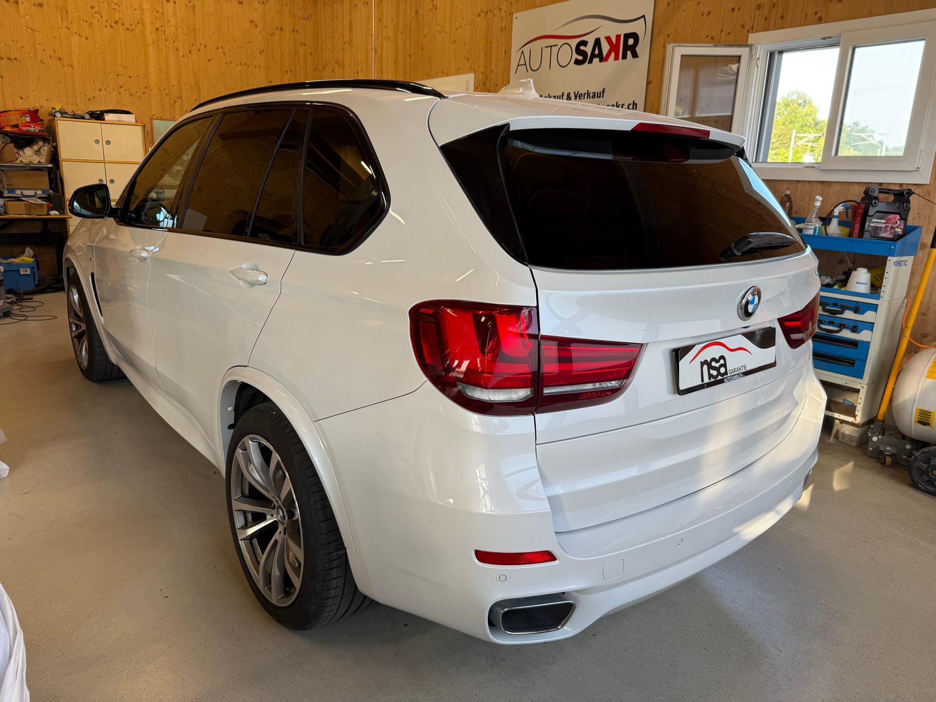 BMW X5 xDrive 40d Steptronic-image-5