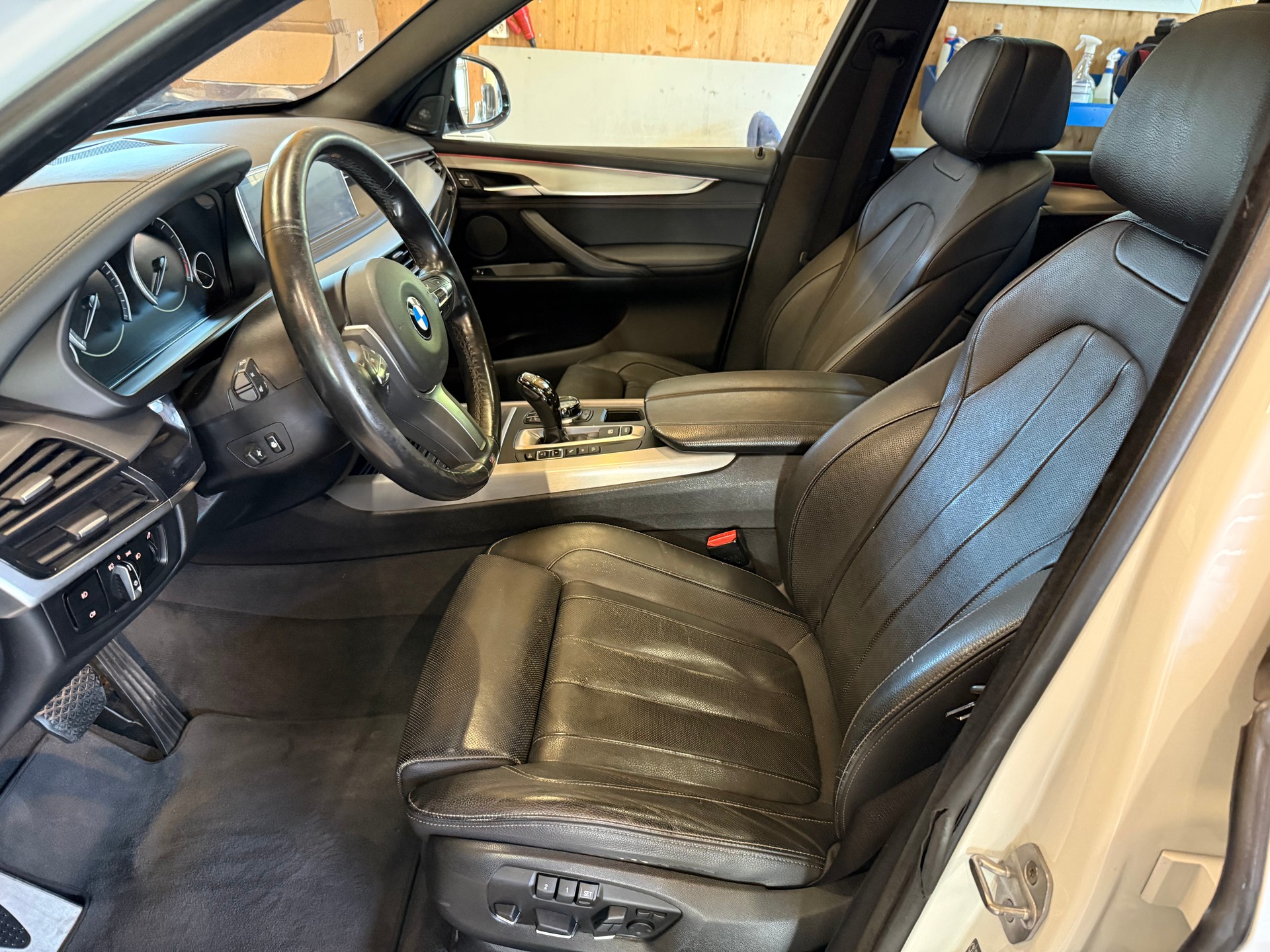 BMW X5 xDrive 40d Steptronic-image-6