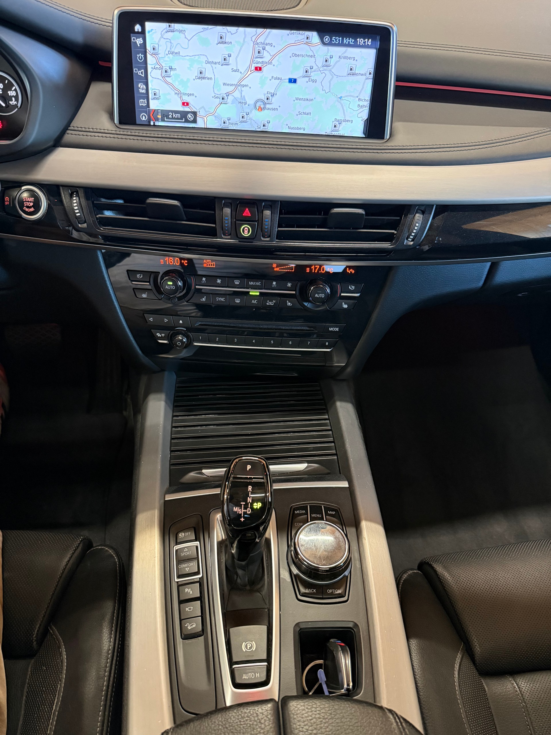 BMW X5 xDrive 40d Steptronic-image-11