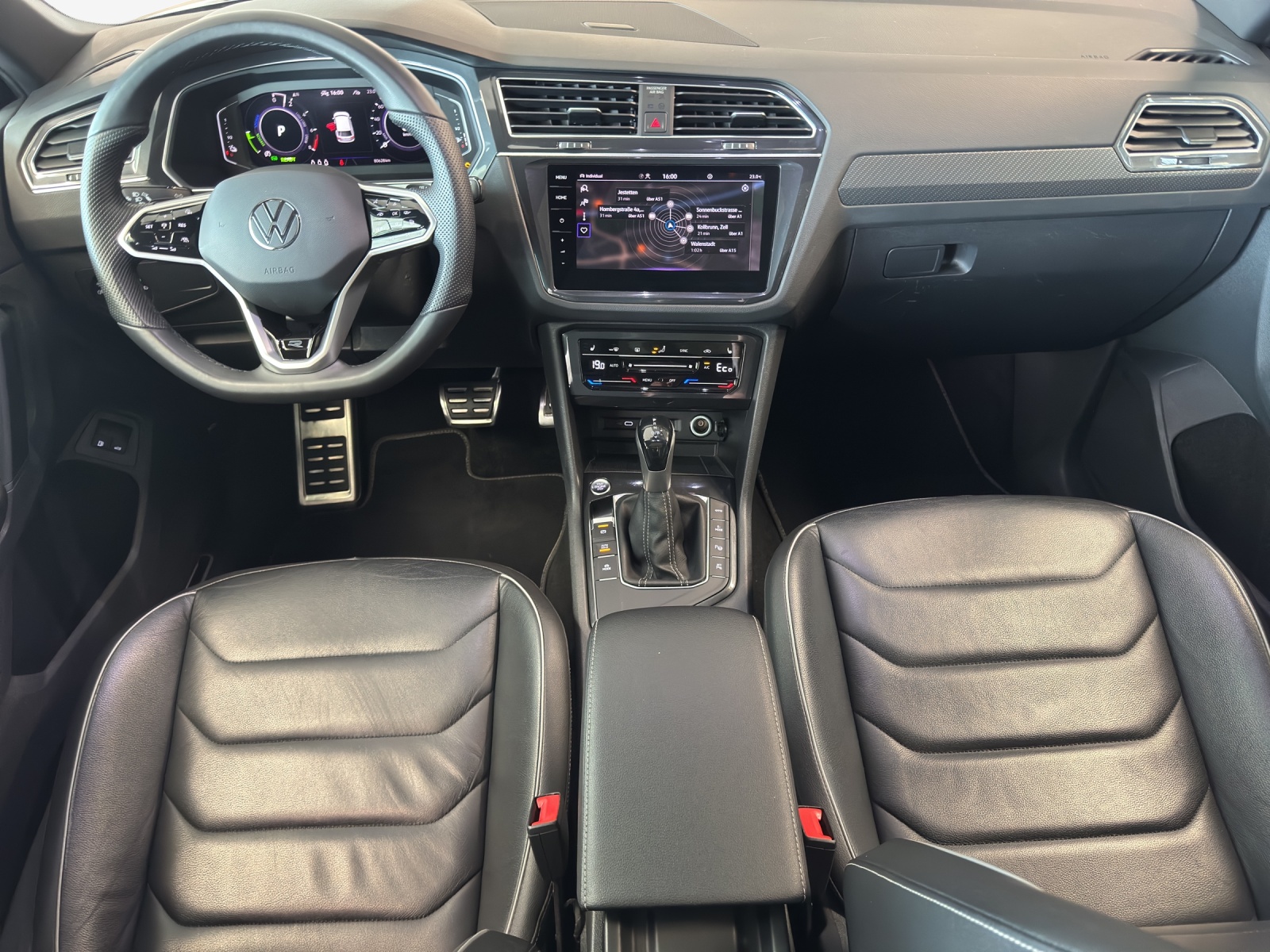 VW Tiguan 1.4TSI PHEV R-Line DSG-image-8