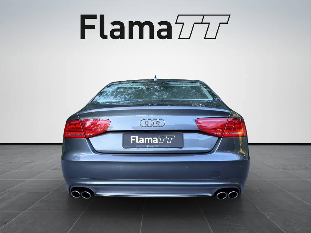 AUDI S8 4.0 V8 TFSI quattro T-Tronic-image-6
