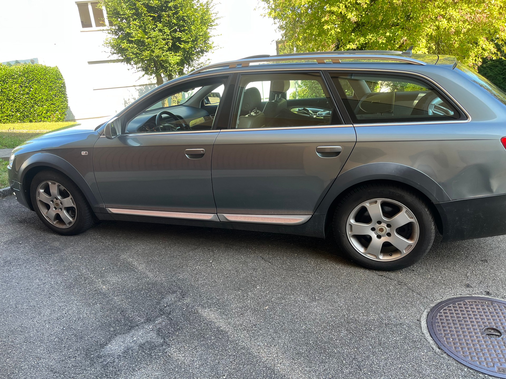 AUDI A6 allroad 3.2 FSI quattro-image-6