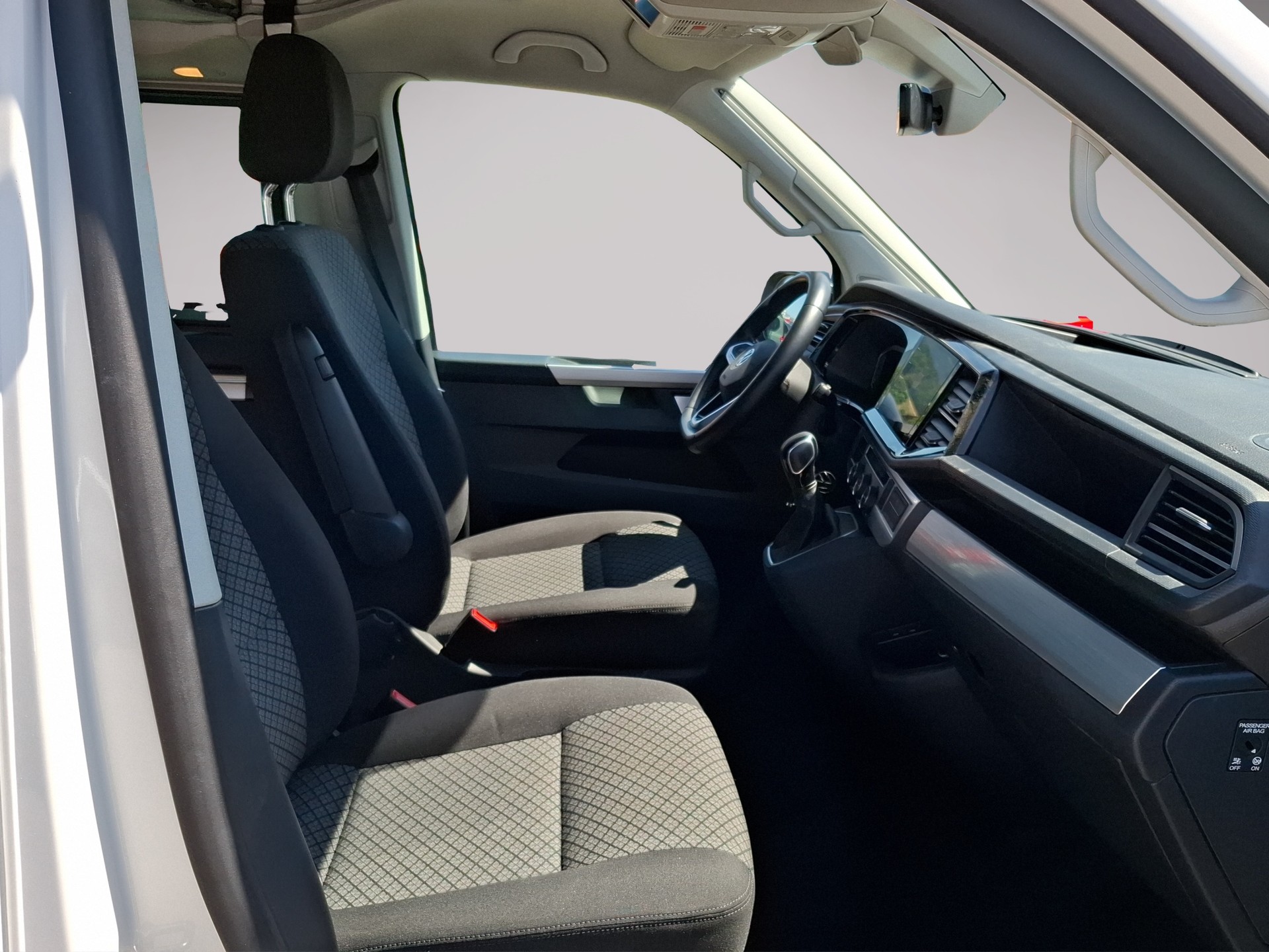 VW T6.1 California 2.0 TDI Beach Edition Liberty DSG-image-6
