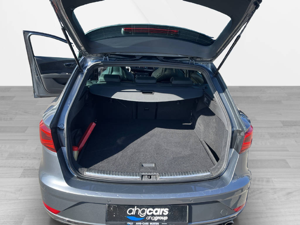 SEAT Leon ST 2.0 TSI 300 Cupra 4Drive DSG-image-8