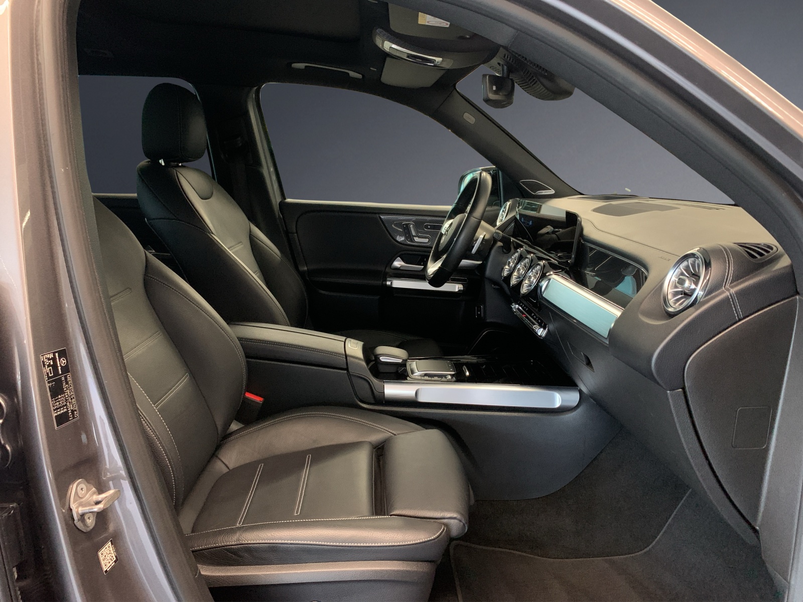 Image MERCEDES-BENZ GLB-250 GLB 250 AMG Line 4 MATIC