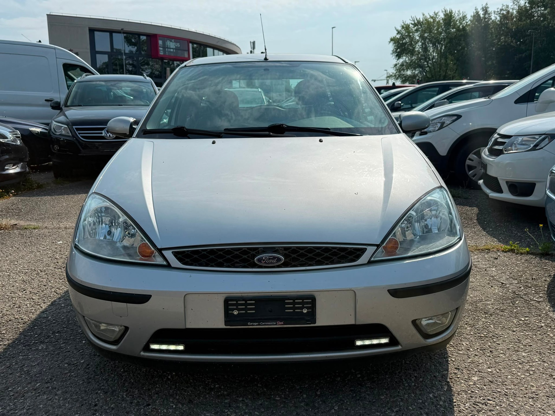 FORD Focus 1.8i 16V Ghia-image-0