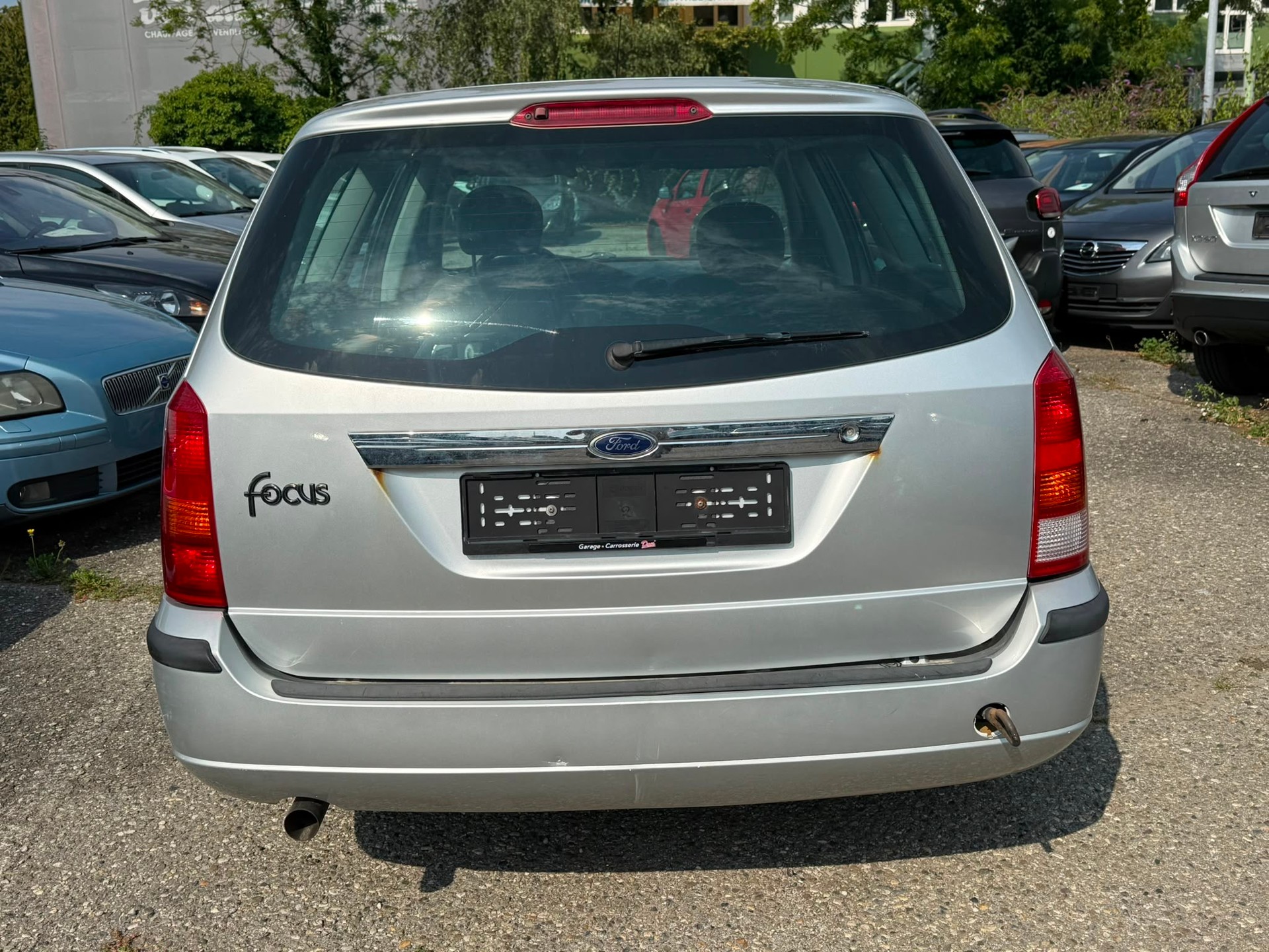 FORD Focus 1.8i 16V Ghia-image-6