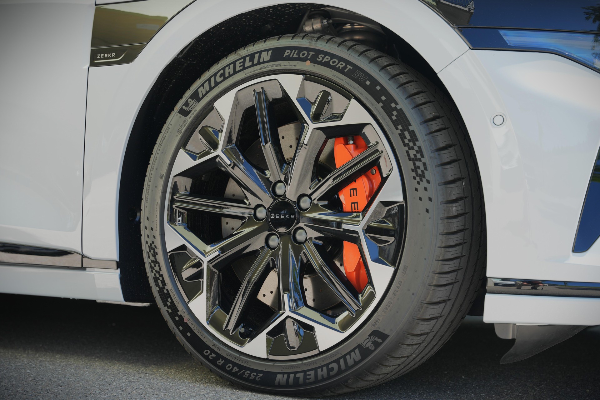 ZEEKR 7GT Privilege AWD-image-14