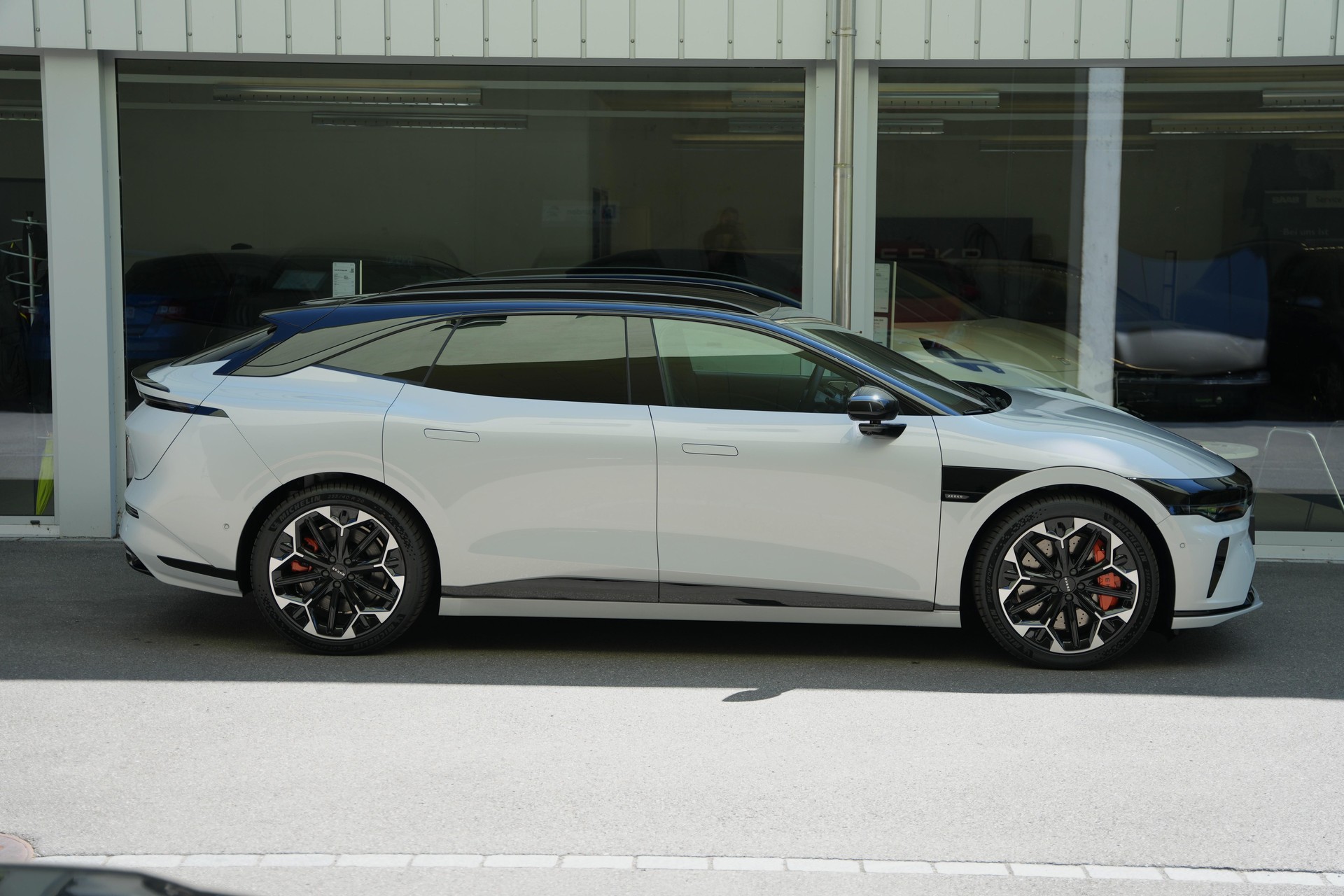 ZEEKR 7GT Privilege AWD-image-2