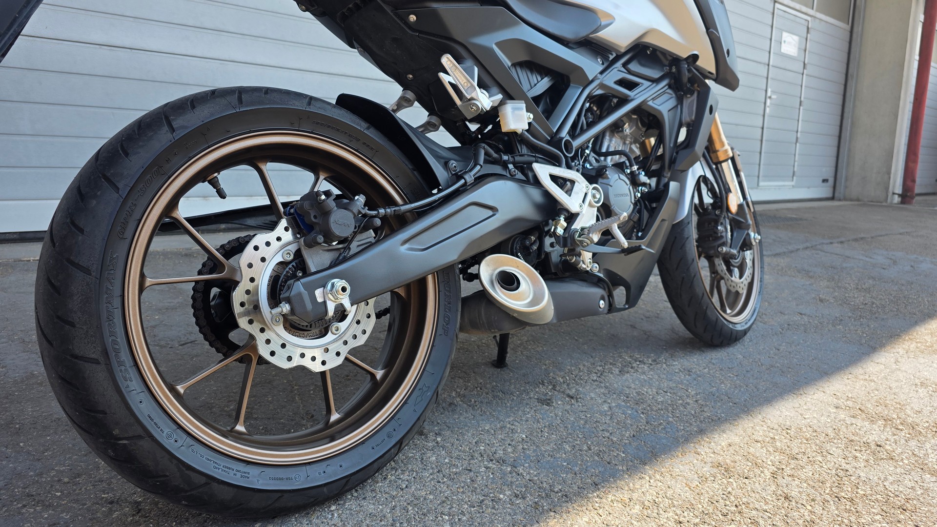 HONDA CB 125 R-image-2