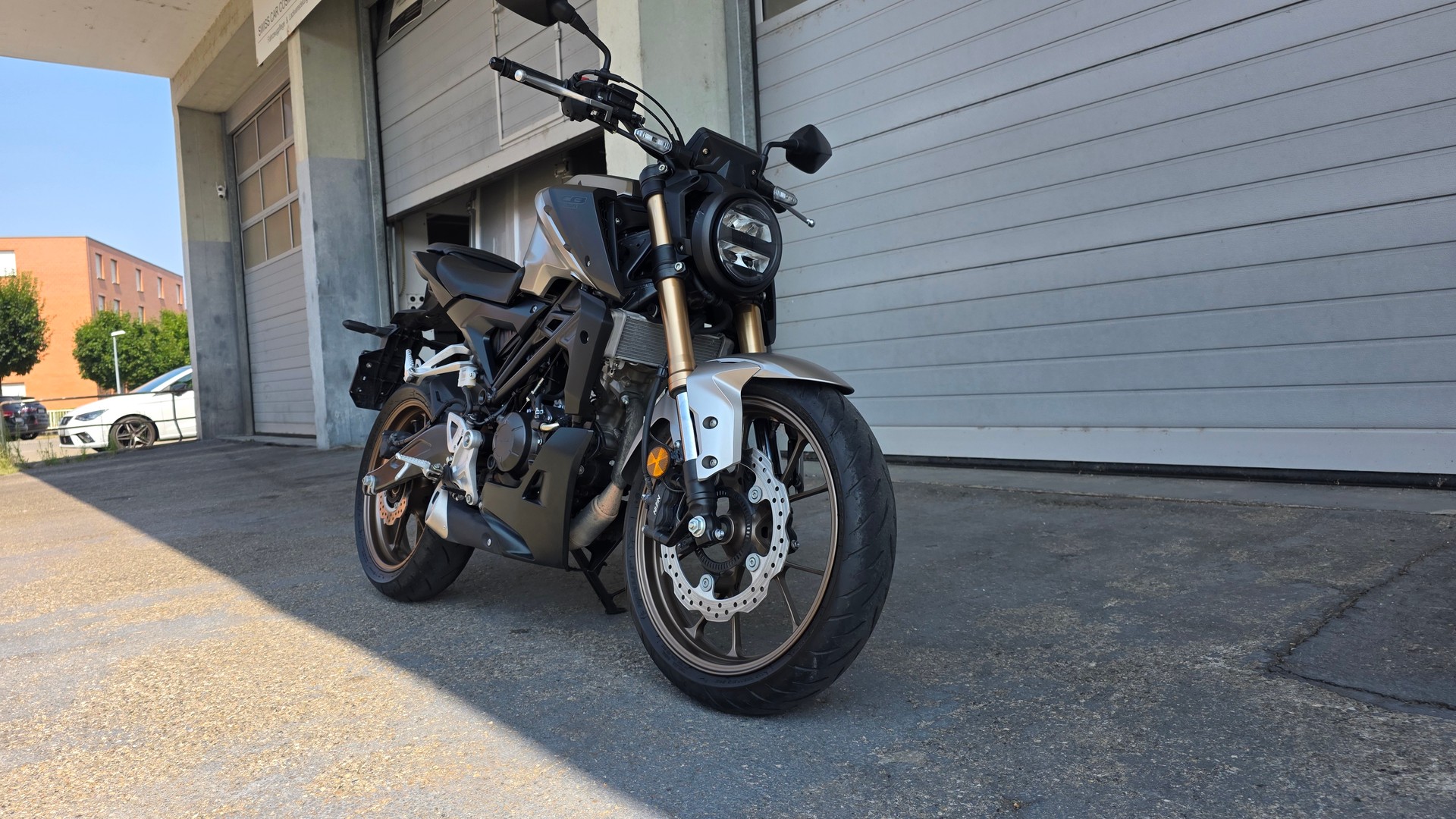 HONDA CB 125 R