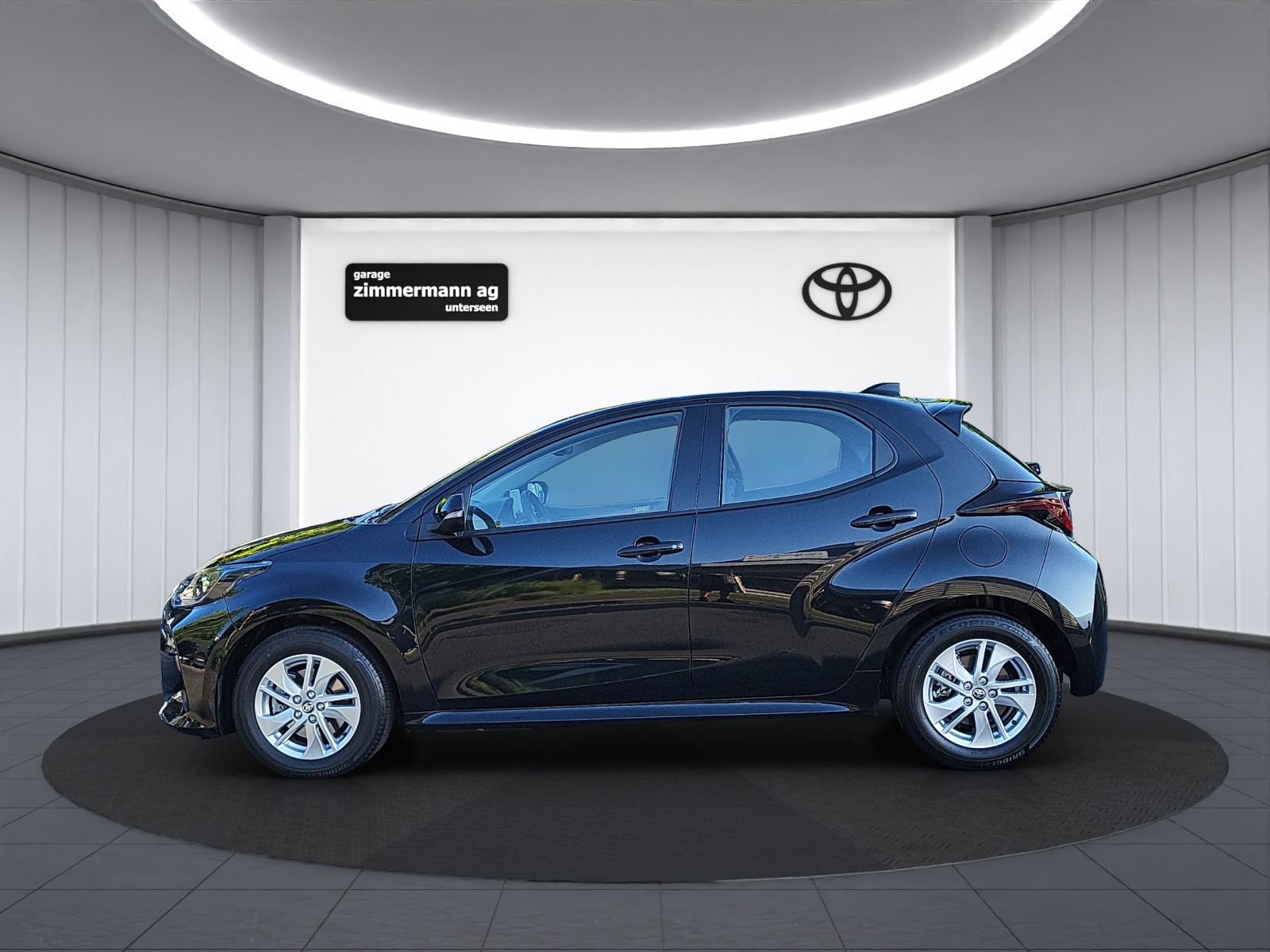 TOYOTA Yaris 1.5 VVT-i HSD Comfort-image-10