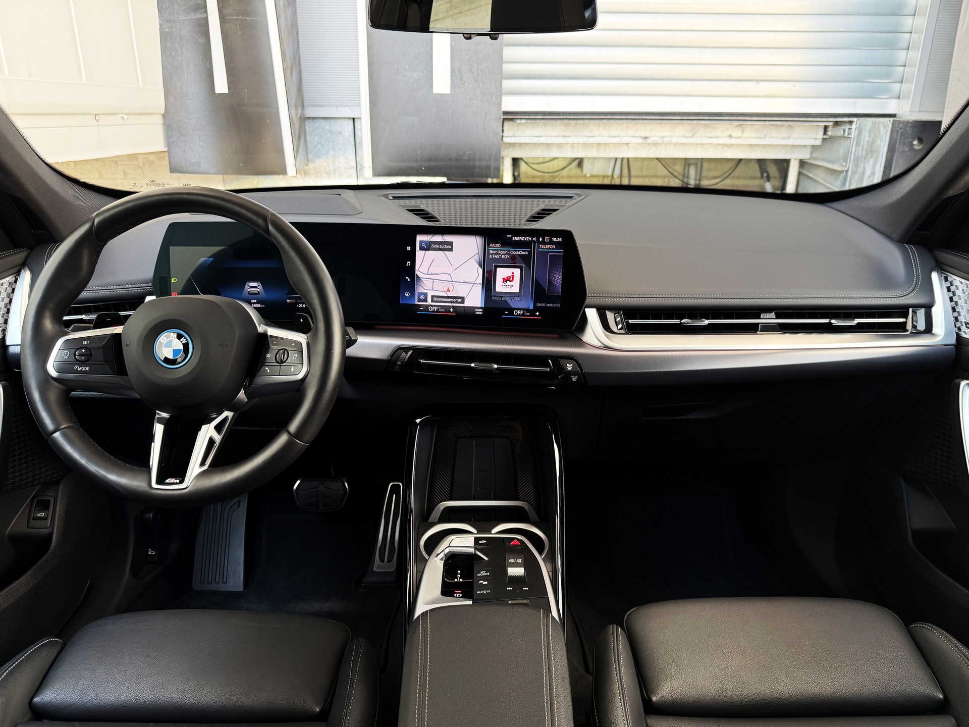 BMW X1 xDrive 25e M-SPORT - *1. HAND CH-FZ.* - *TOP-AUSSTATTUNG* - *GRATIS-SERVICE & WERKSGARANTIE* - *8-FACH ALU*-image-20