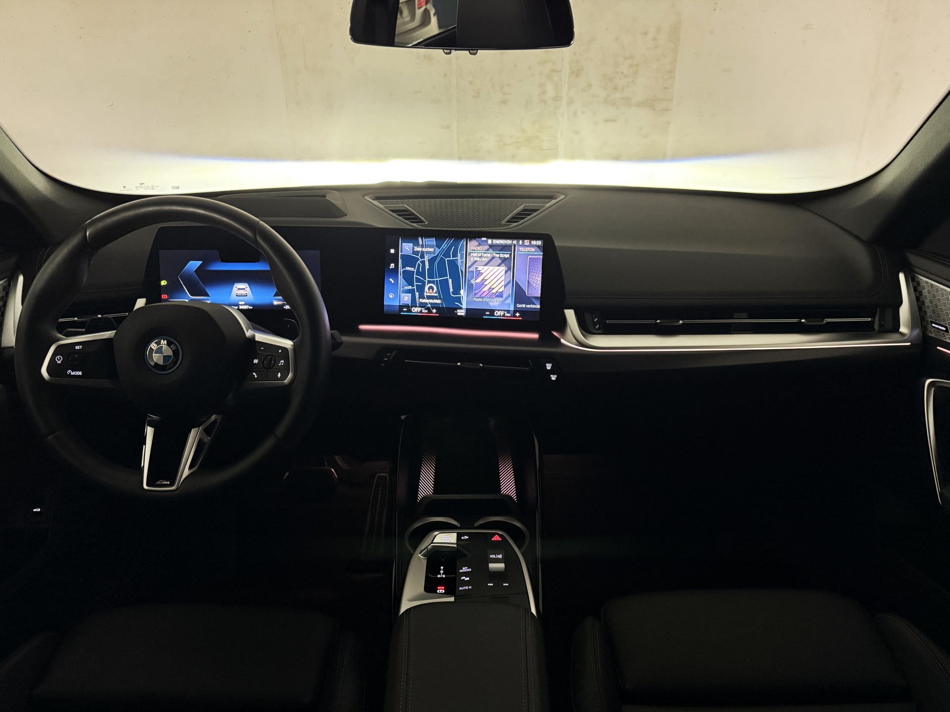 BMW X1 xDrive 25e M-SPORT - *1. HAND CH-FZ.* - *TOP-AUSSTATTUNG* - *GRATIS-SERVICE & WERKSGARANTIE* - *8-FACH ALU*-image-23