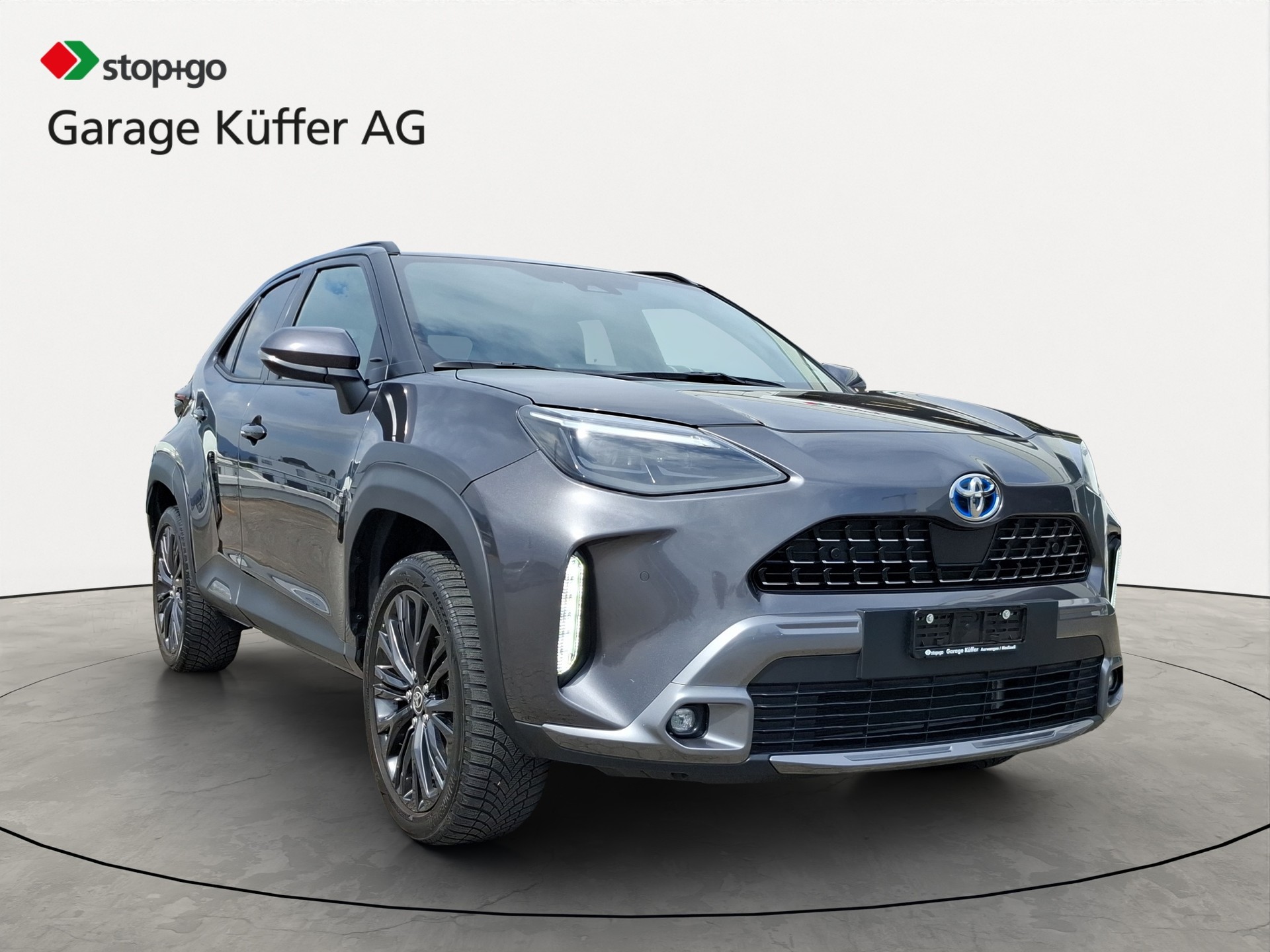 TOYOTA Yaris Cross 1.5 Adventure e-CVT AWDi-image-2