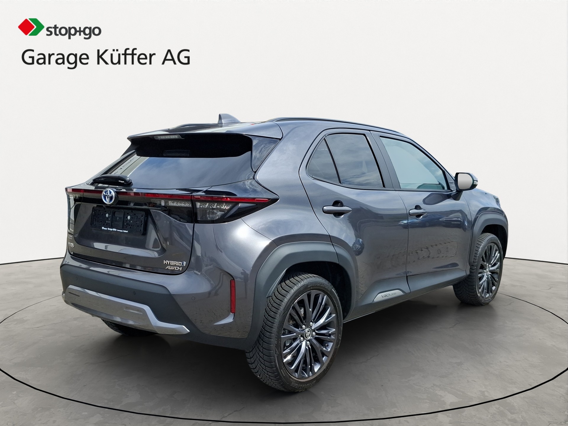 TOYOTA Yaris Cross 1.5 Adventure e-CVT AWDi-image-5