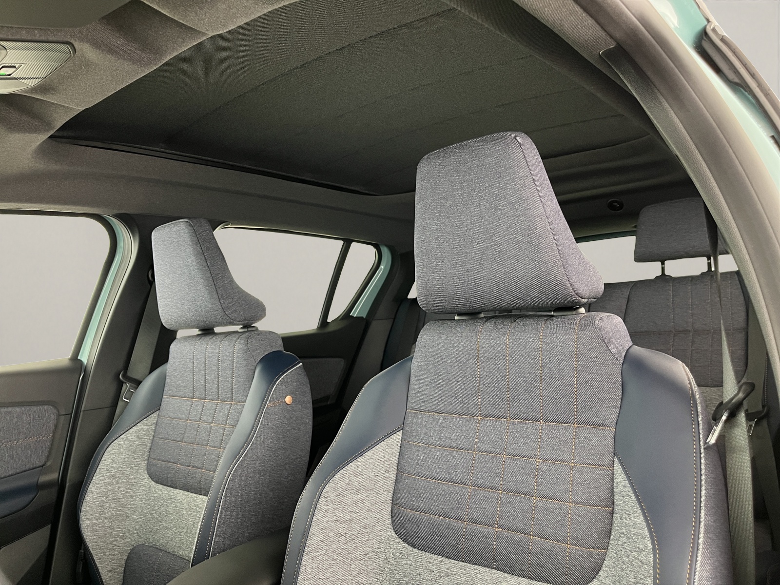 RENAULT R4 E-Tech Comfort Range plein sud techno-image-14