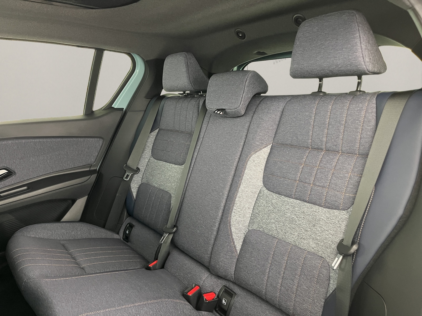 RENAULT R4 E-Tech Comfort Range plein sud techno-image-16