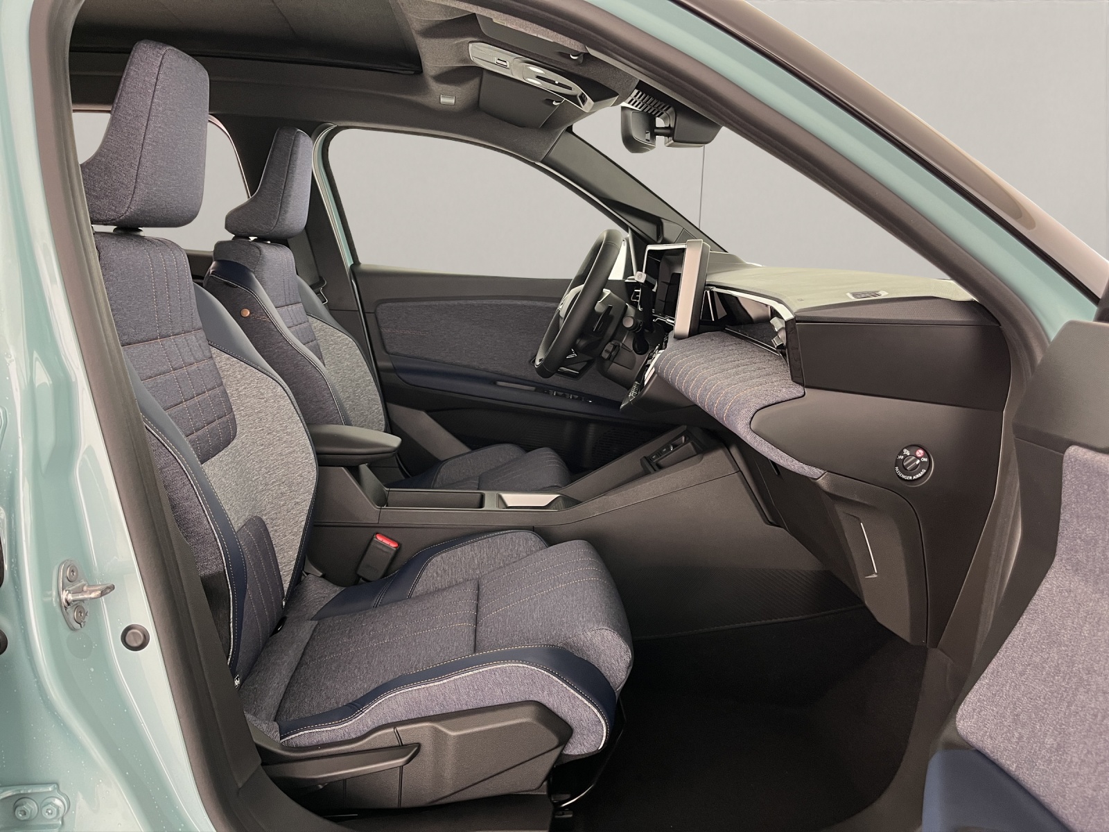 RENAULT R4 E-Tech Comfort Range plein sud techno-image-15