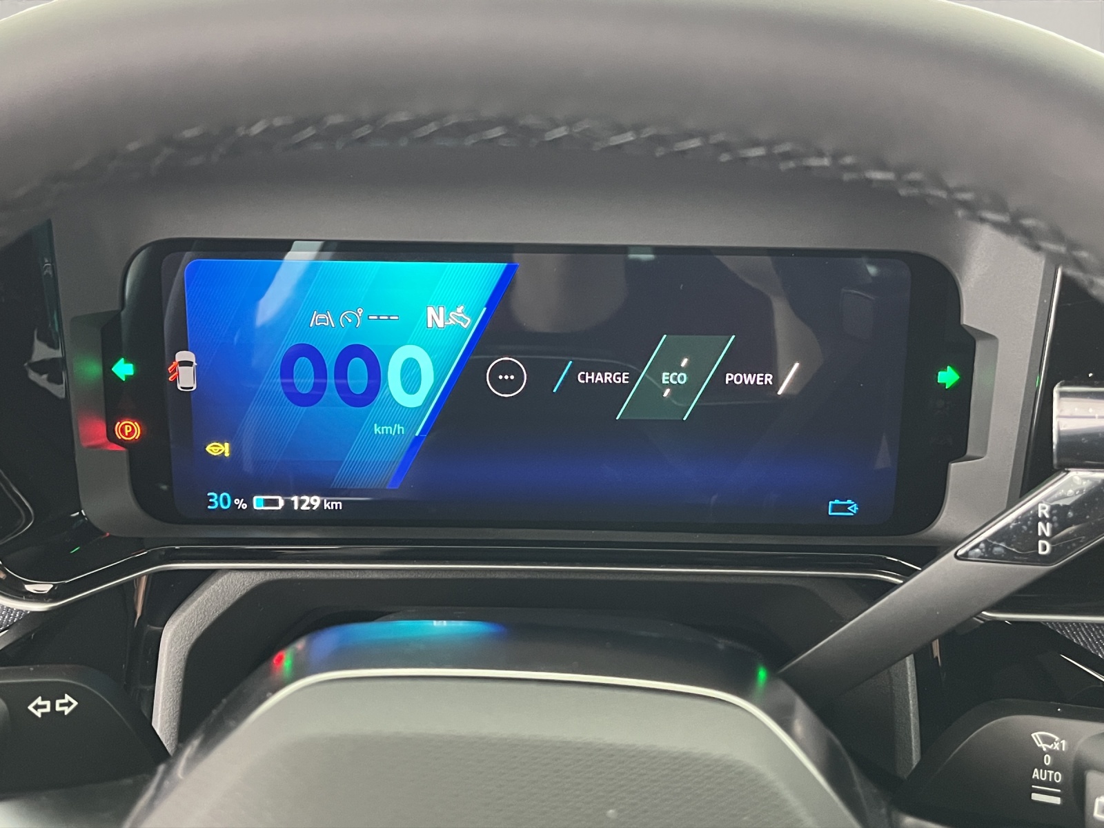 RENAULT R4 E-Tech Comfort Range plein sud techno-image-10