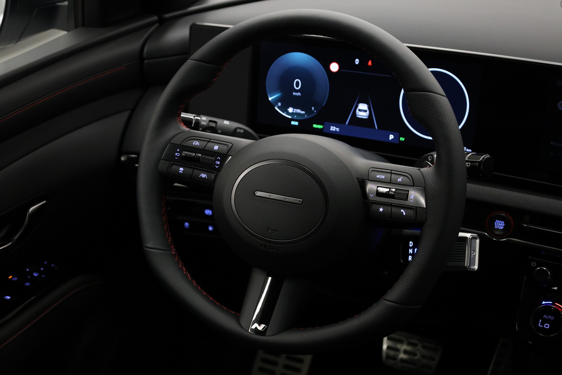 HYUNDAI Tucson 1.6 T-GDi PHEV N-Line 4WD-image-18