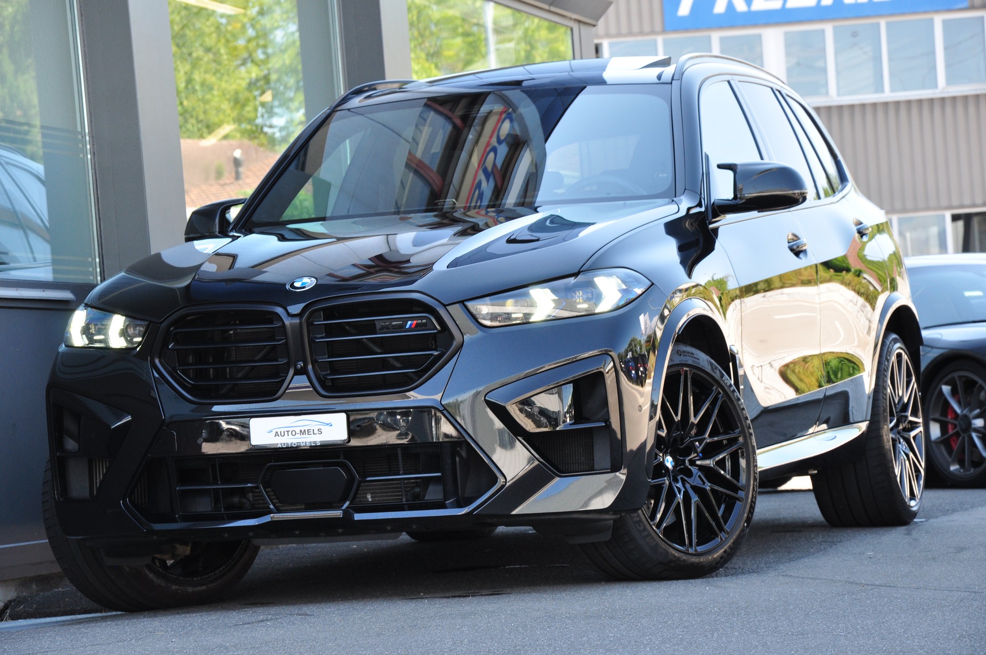 BMW X5M Competition *FACELIFT"-showroom-element-1