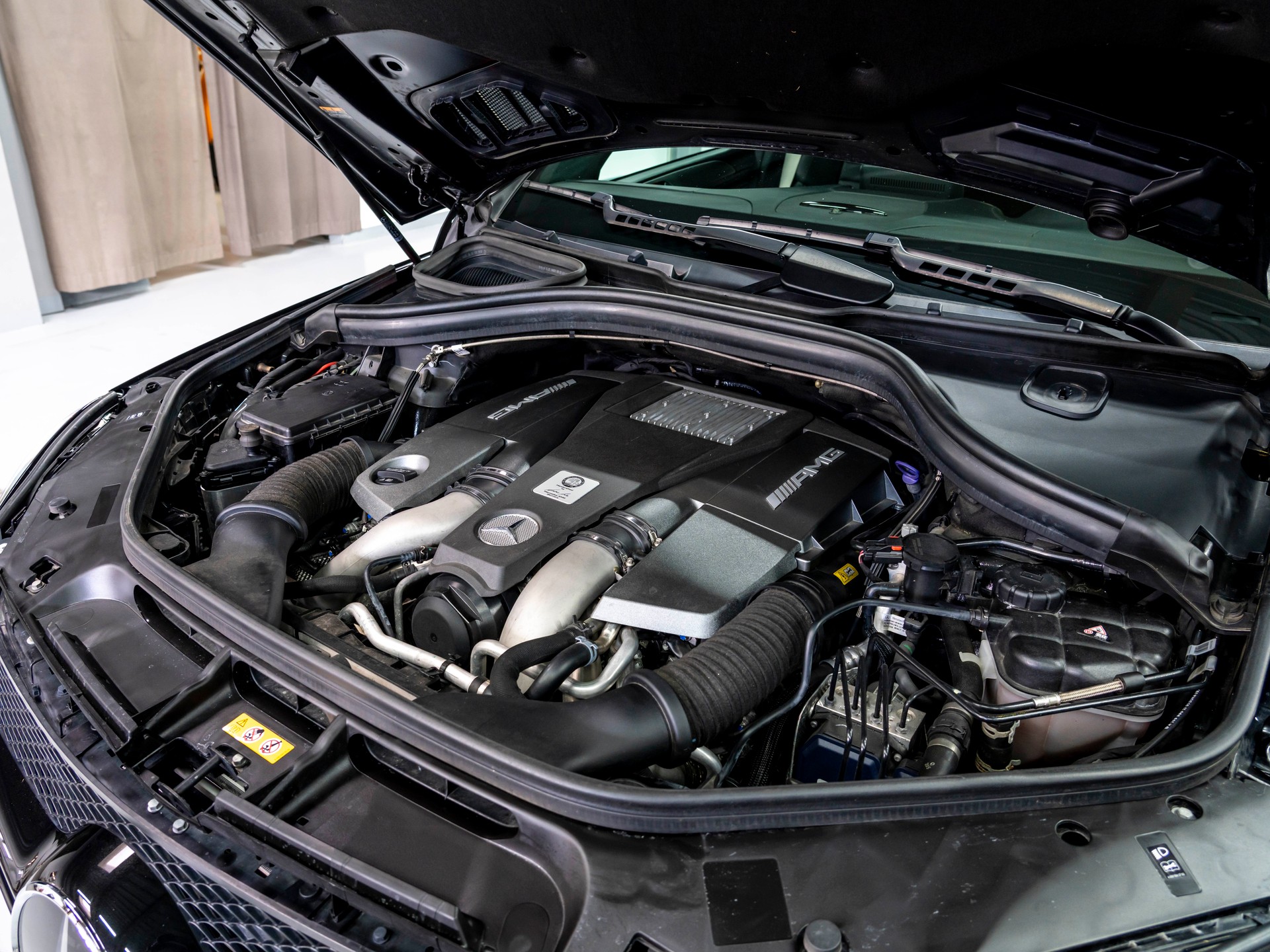 MERCEDES-BENZ GLE Coupé 63 S AMG 4Matic Speedshift-image-27