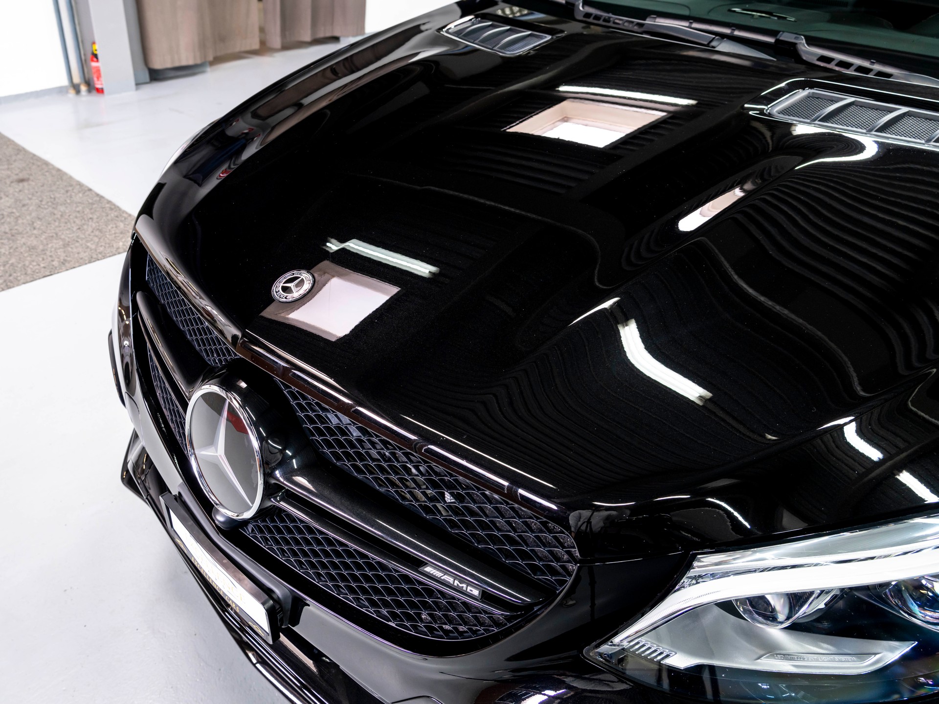 MERCEDES-BENZ GLE Coupé 63 S AMG 4Matic Speedshift-image-29