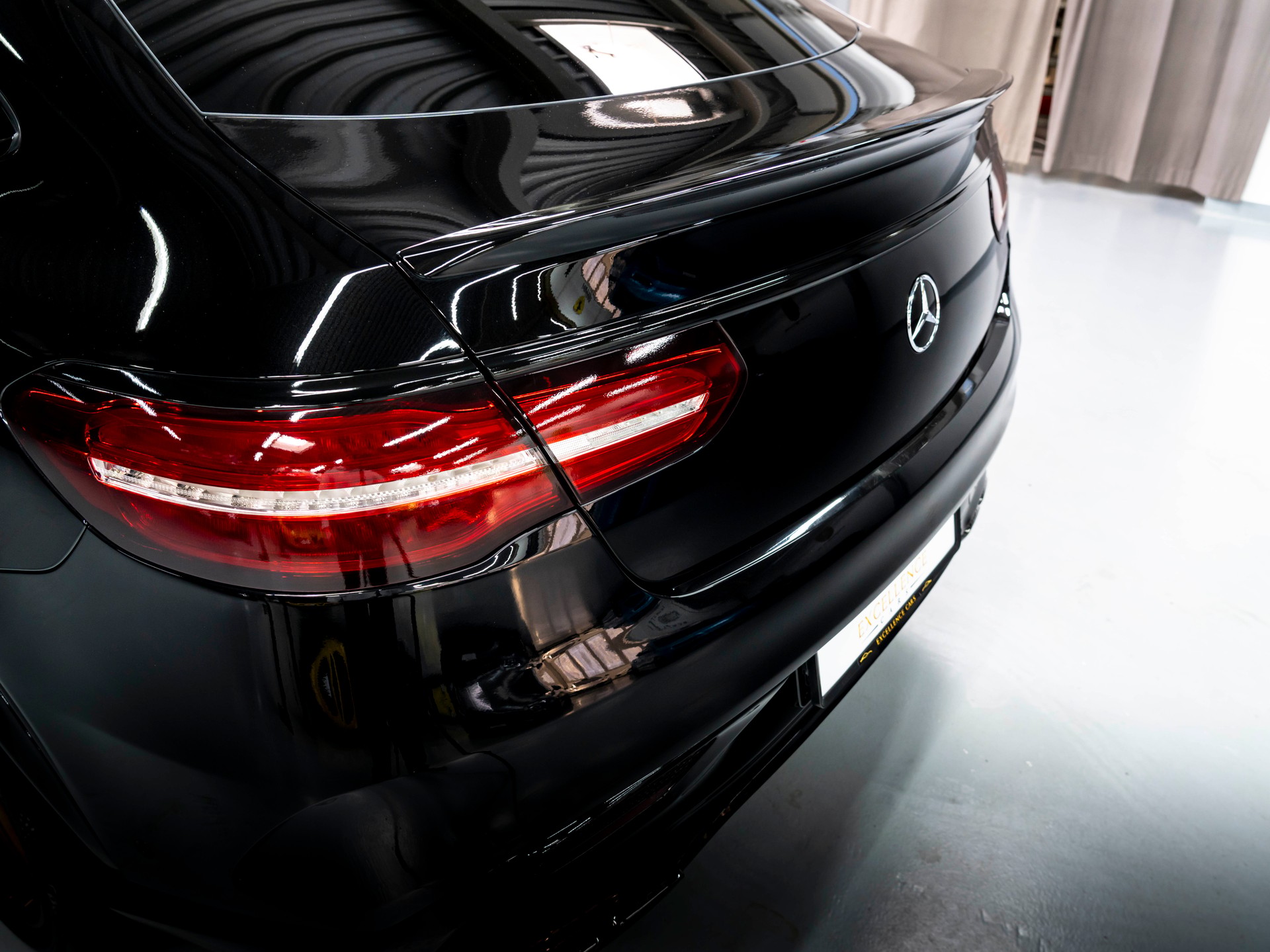 MERCEDES-BENZ GLE Coupé 63 S AMG 4Matic Speedshift-image-30
