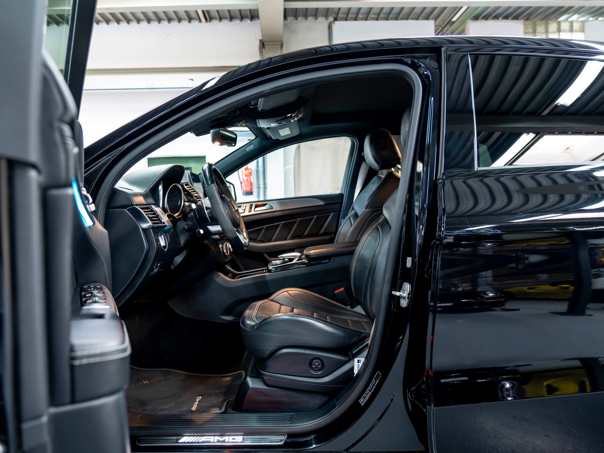 MERCEDES-BENZ GLE Coupé 63 S AMG 4Matic Speedshift-image-19