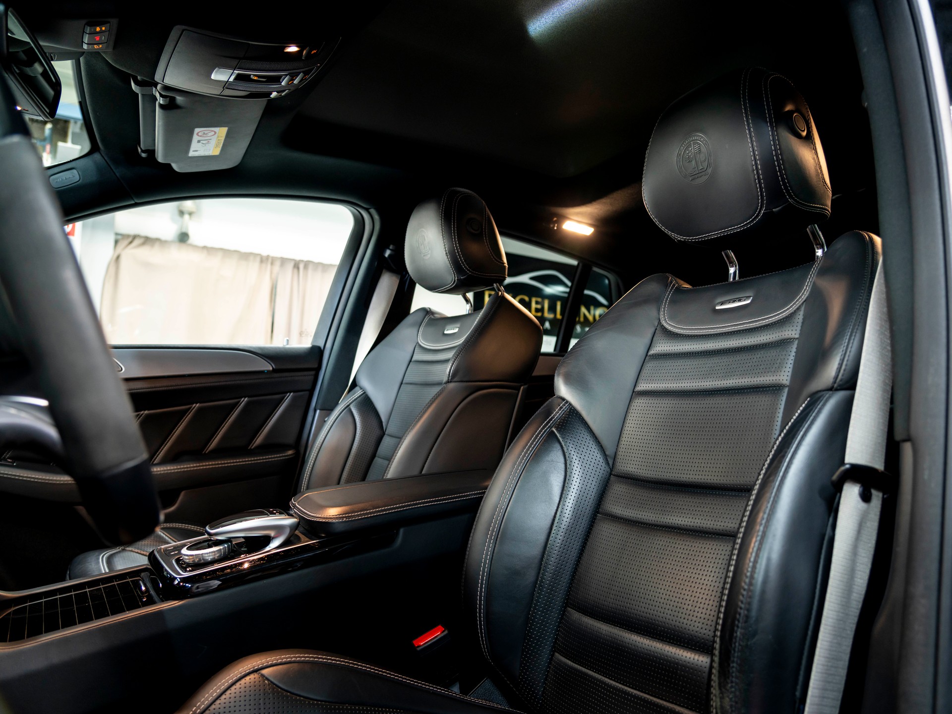 MERCEDES-BENZ GLE Coupé 63 S AMG 4Matic Speedshift-image-16