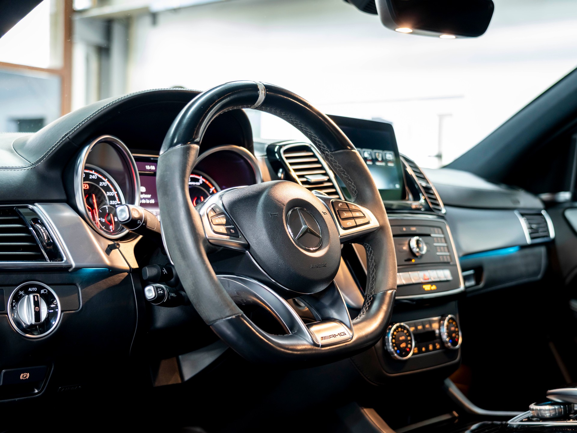 MERCEDES-BENZ GLE Coupé 63 S AMG 4Matic Speedshift-image-14
