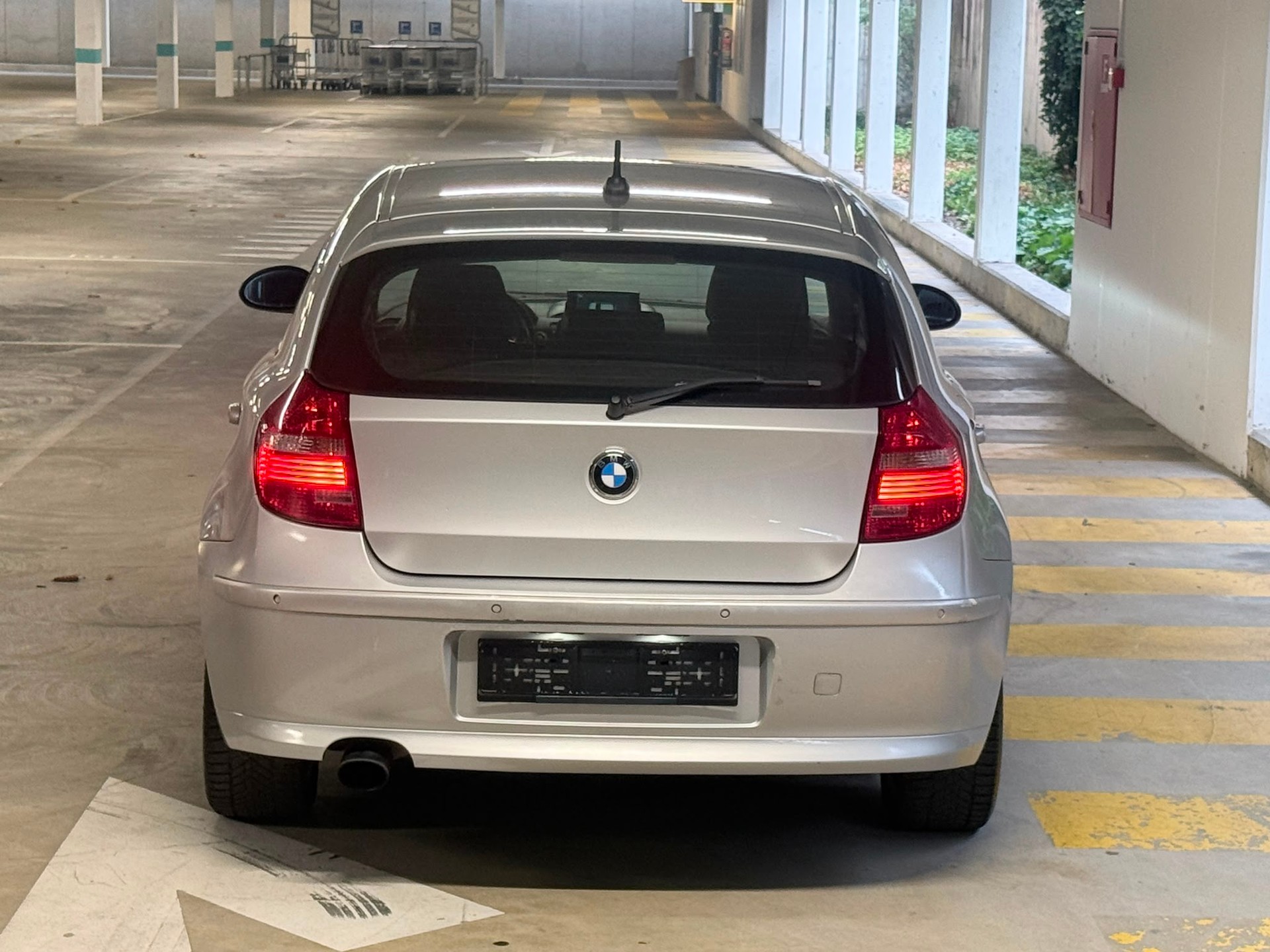 BMW 123d-image-3