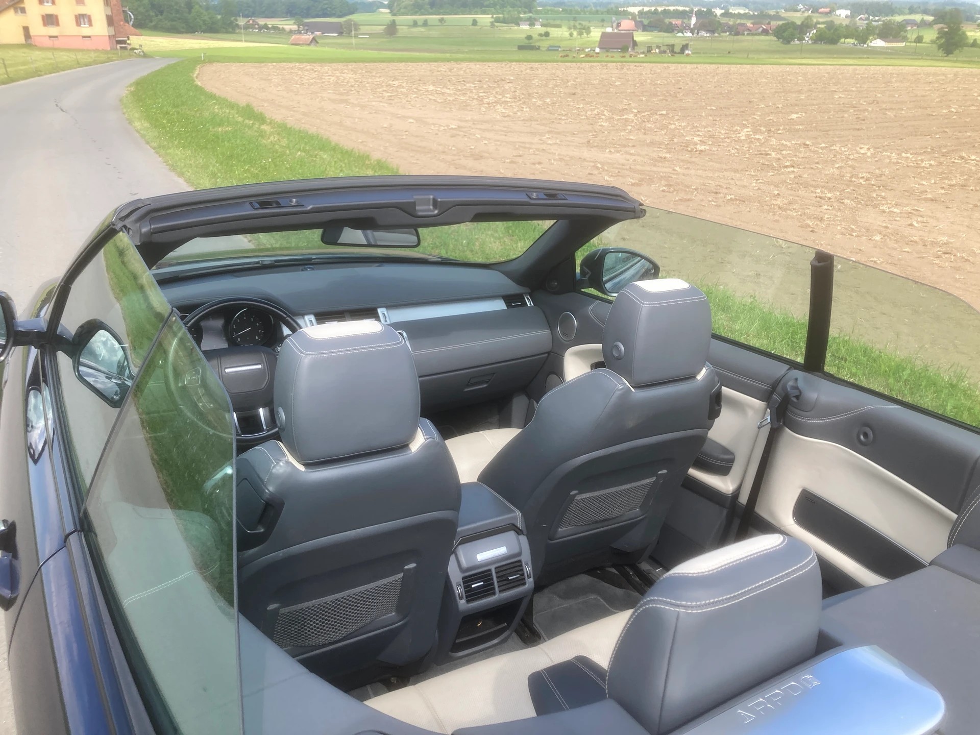 LAND ROVER Range Rover Evoque Convert. 2.0Si4 HSE Dynamic AT9-image-5