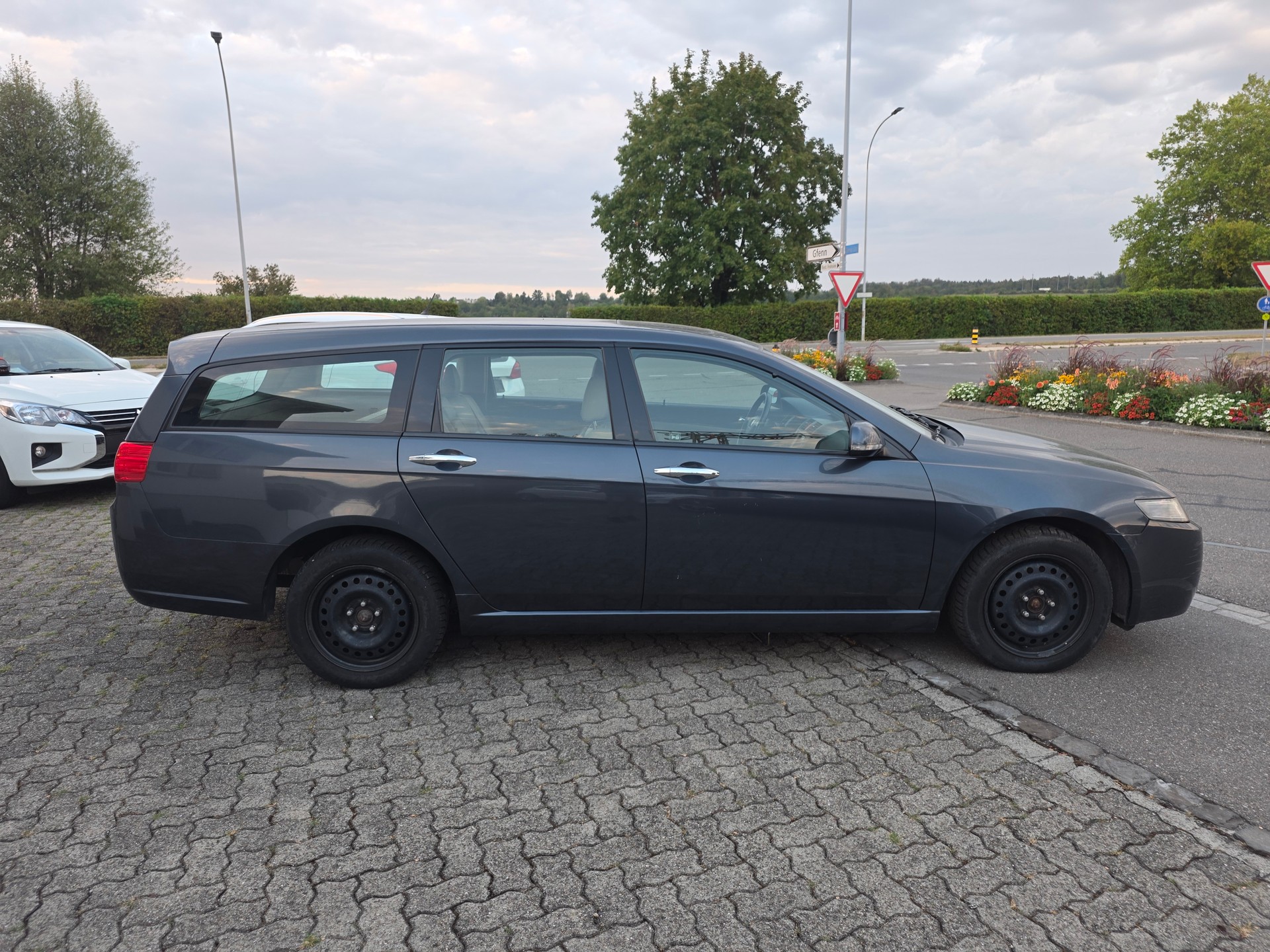 HONDA Accord Tourer 2.4i Executive Automatic-image-6