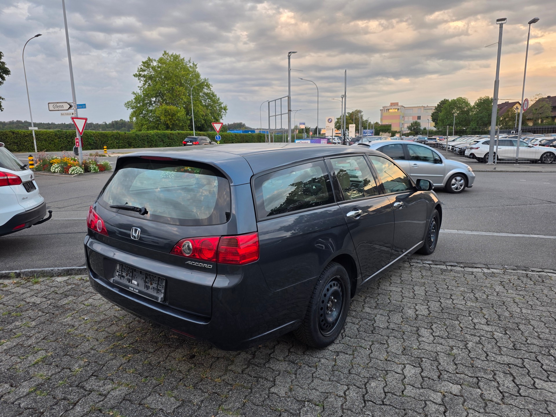 HONDA Accord Tourer 2.4i Executive Automatic-image-4