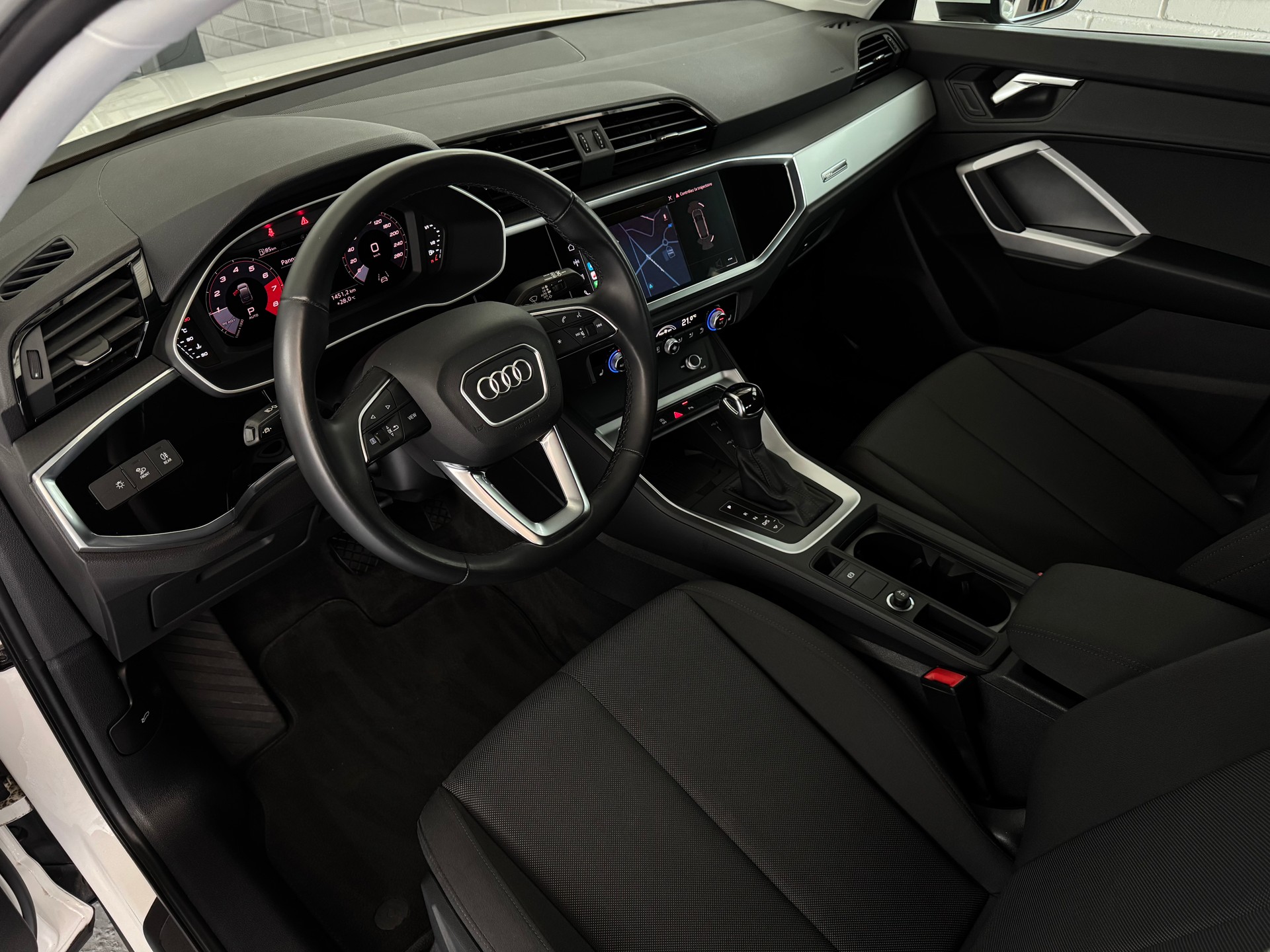 AUDI Q3 Sportback 35 TFSI S-tronic-image-4
