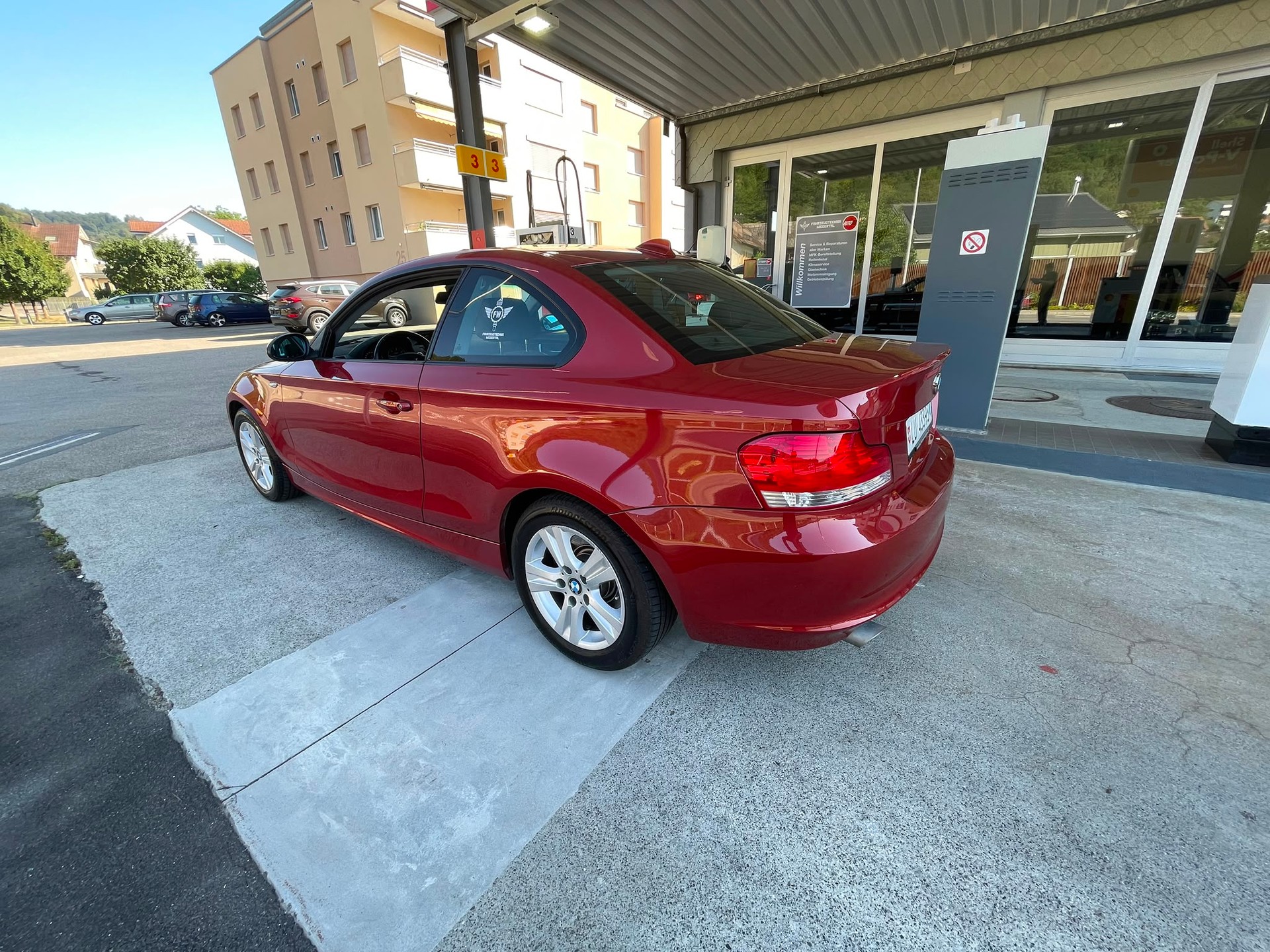 BMW 120d Coupé-image-6
