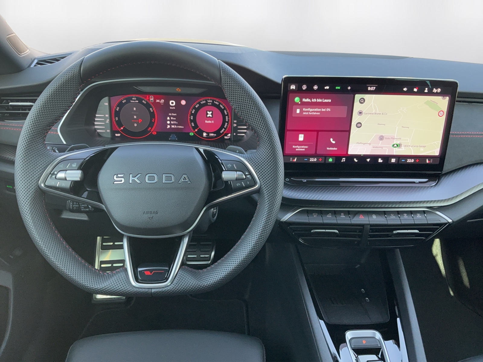 SKODA Octavia Combi 2.0 TSI DSG RS 30 Years Edition-image-6