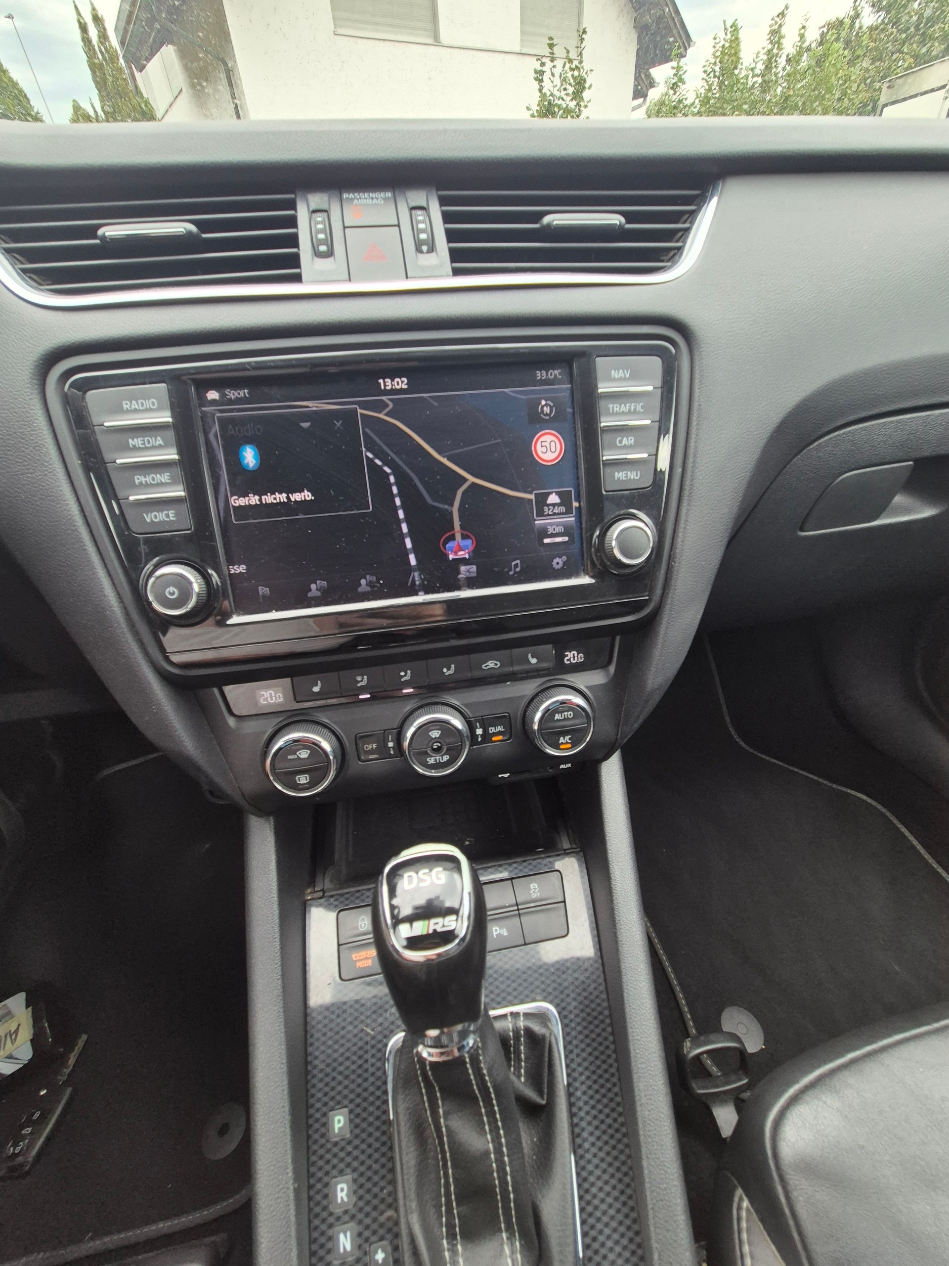 SKODA Octavia Combi 2.0 TDI RS DSG-image-10
