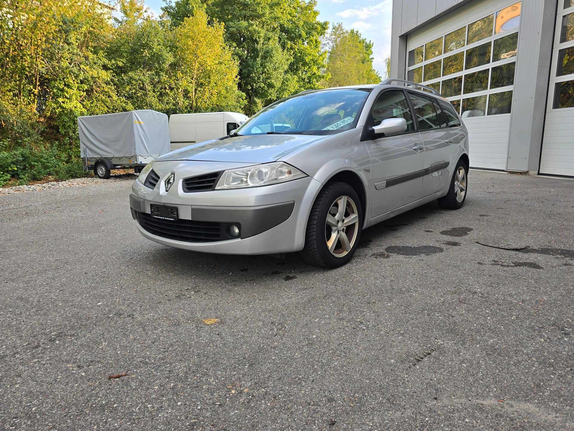 RENAULT Mégane Break 2.0 16V Privilège-image-0