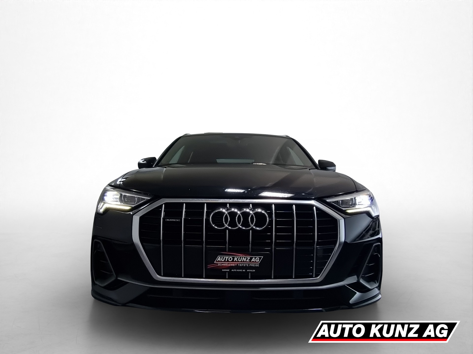 AUDI Q3 2.0 45 TFSI quattro S tronic-image-1