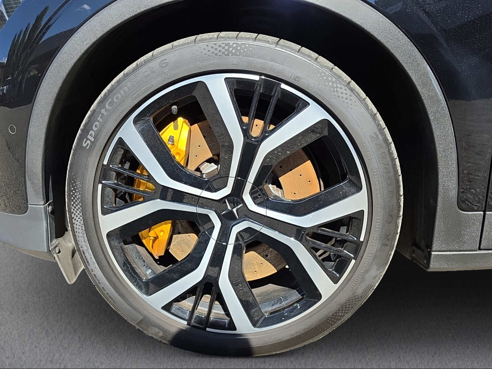 POLESTAR 2 Long Range Dual Motor Performance-image-5