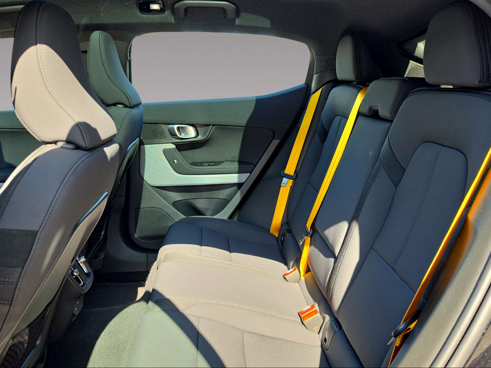POLESTAR 2 Long Range Dual Motor Performance-image-15