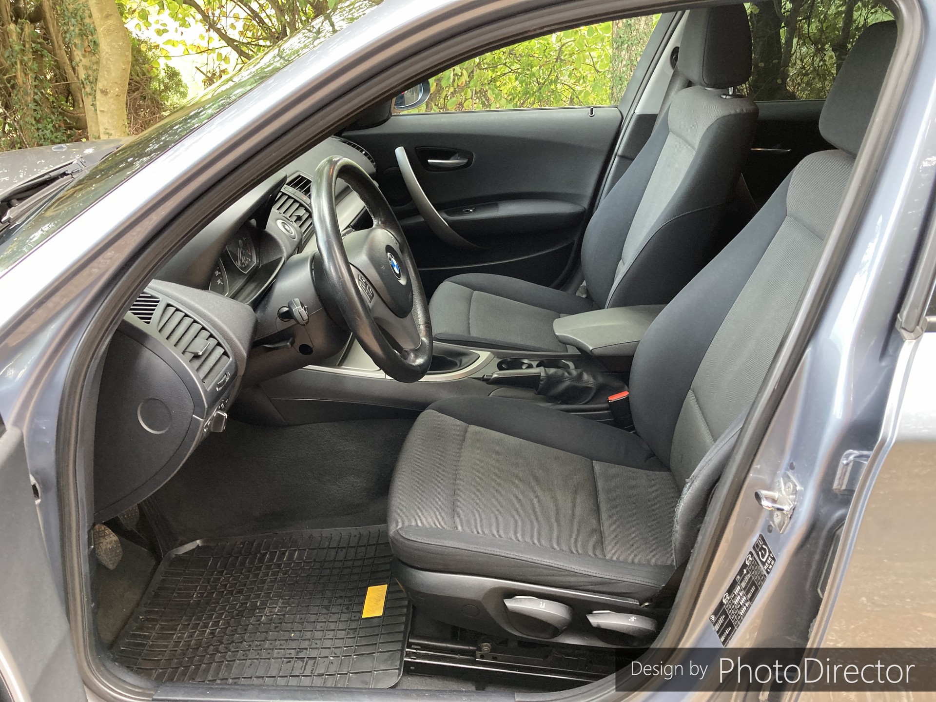 BMW 118i-image-5