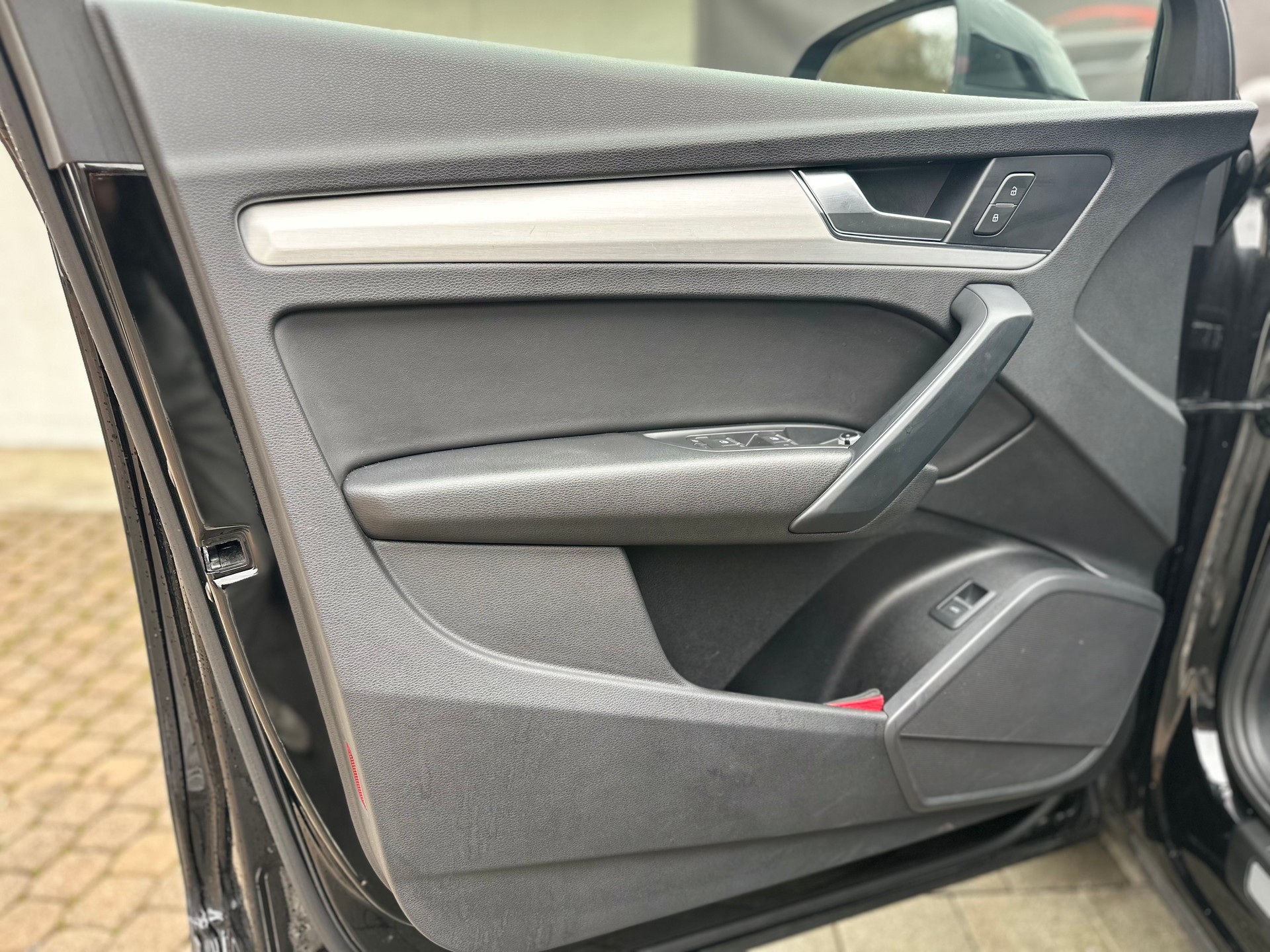 AUDI Q5 40 TDI sport quattro S-tronic-image-18
